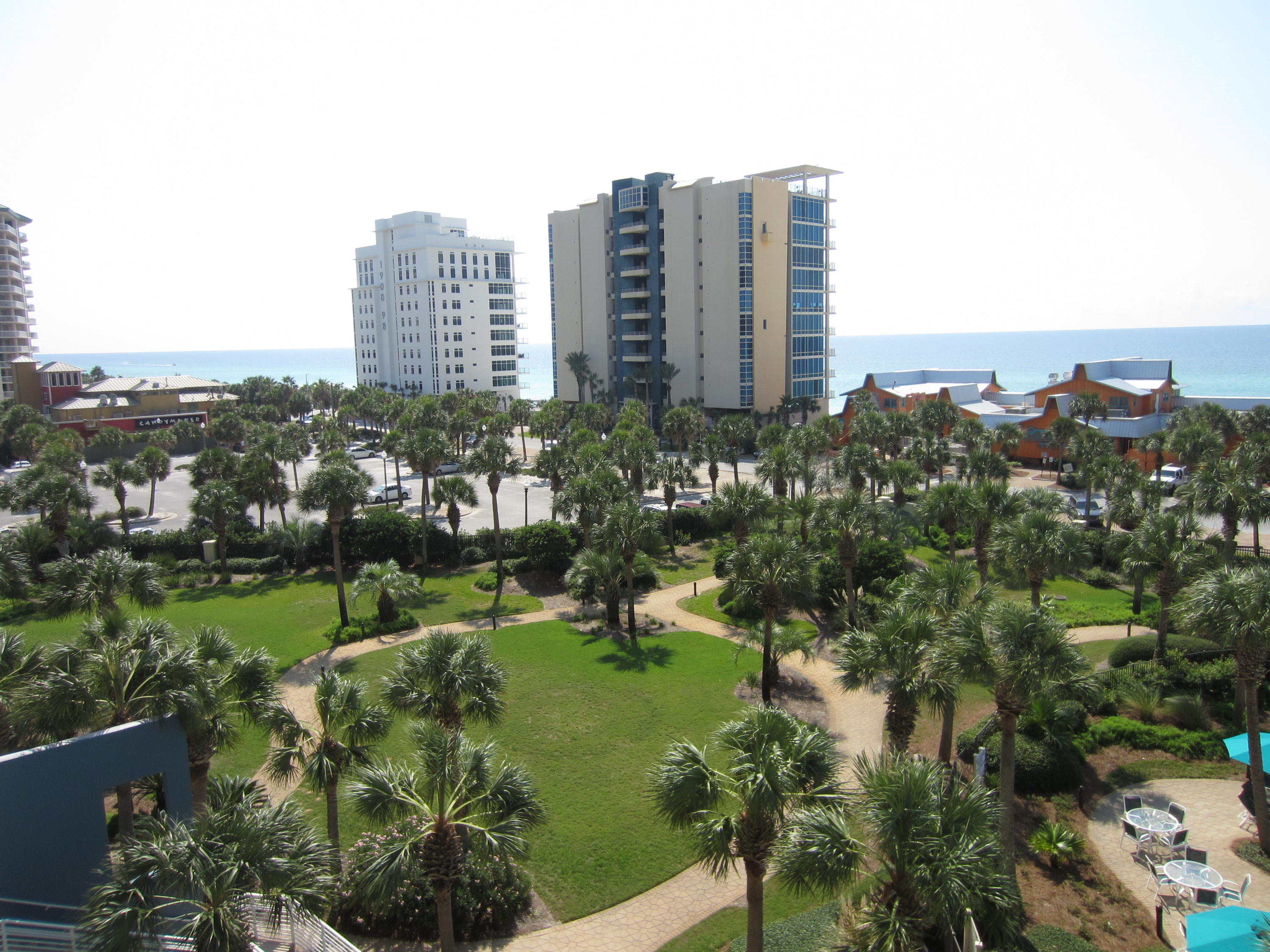 STERLING SHORES - Residential