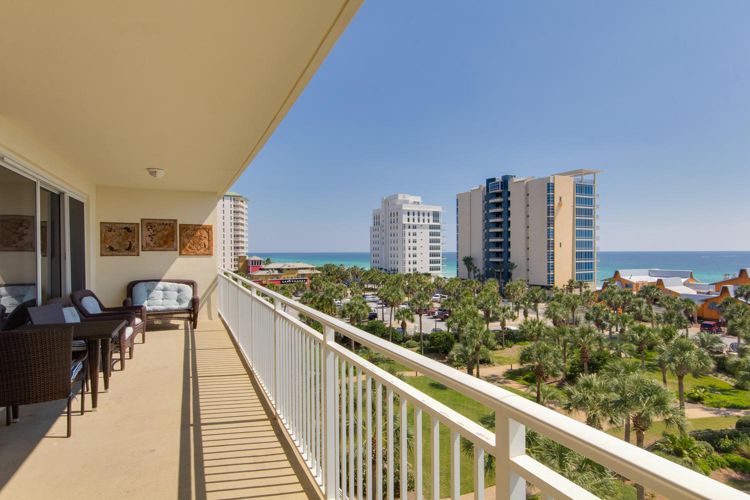 STERLING SHORES - Residential