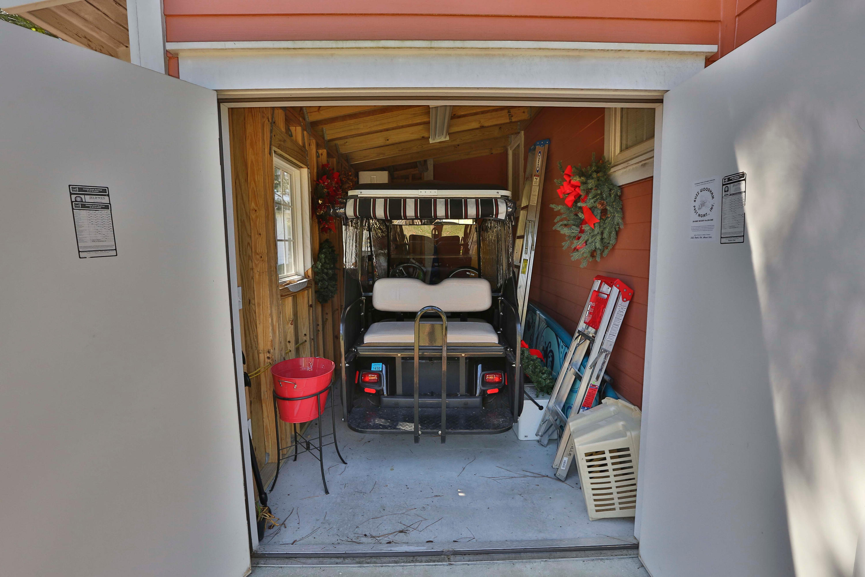 LAUREL GROVE - Residential