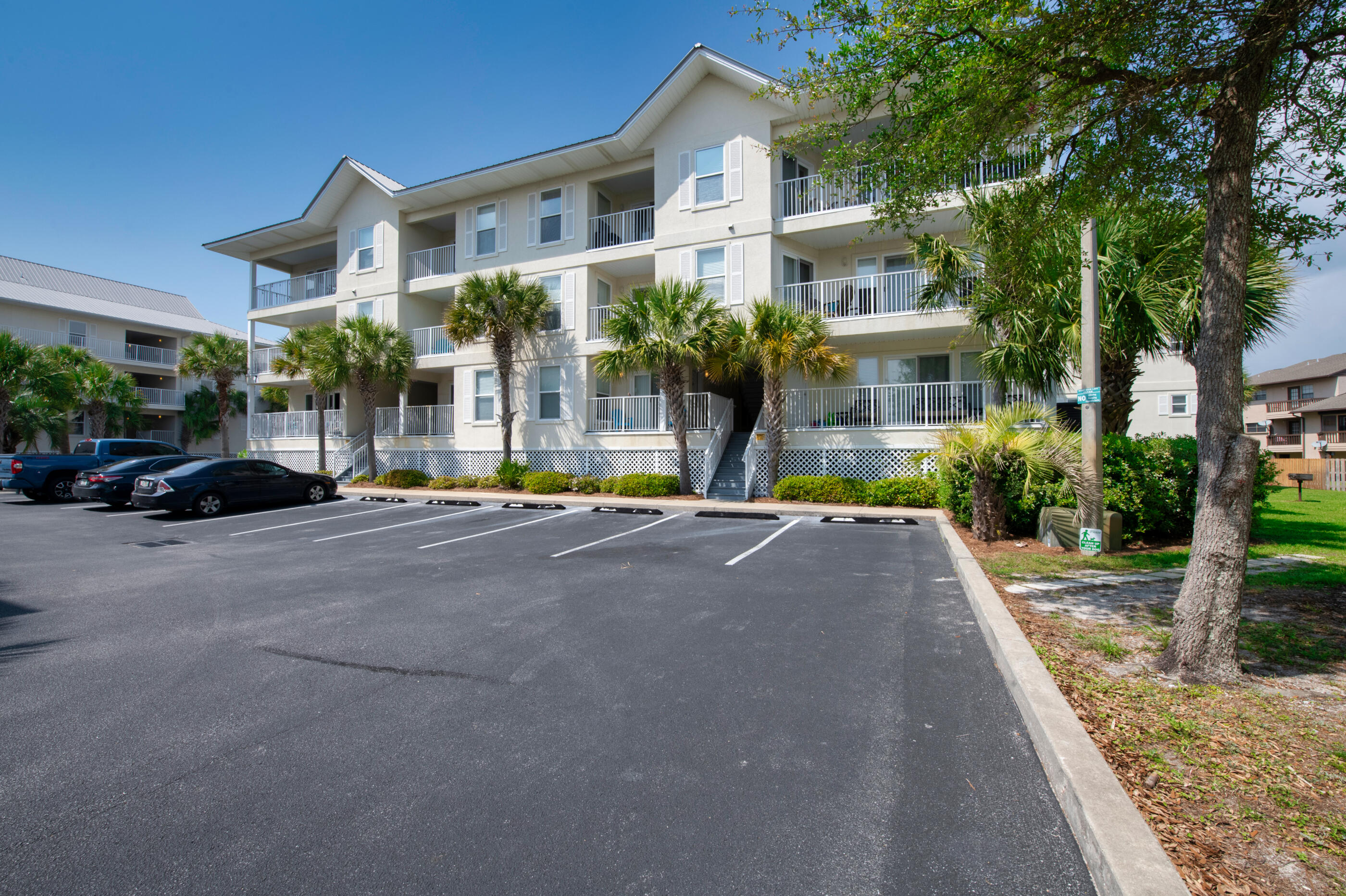 GULF ISLAND CONDOS - Residential