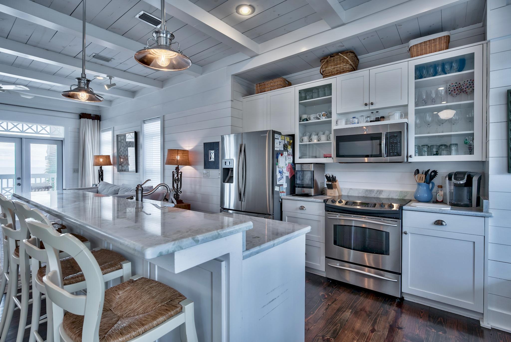 SUMMER'S EDGE - Residential