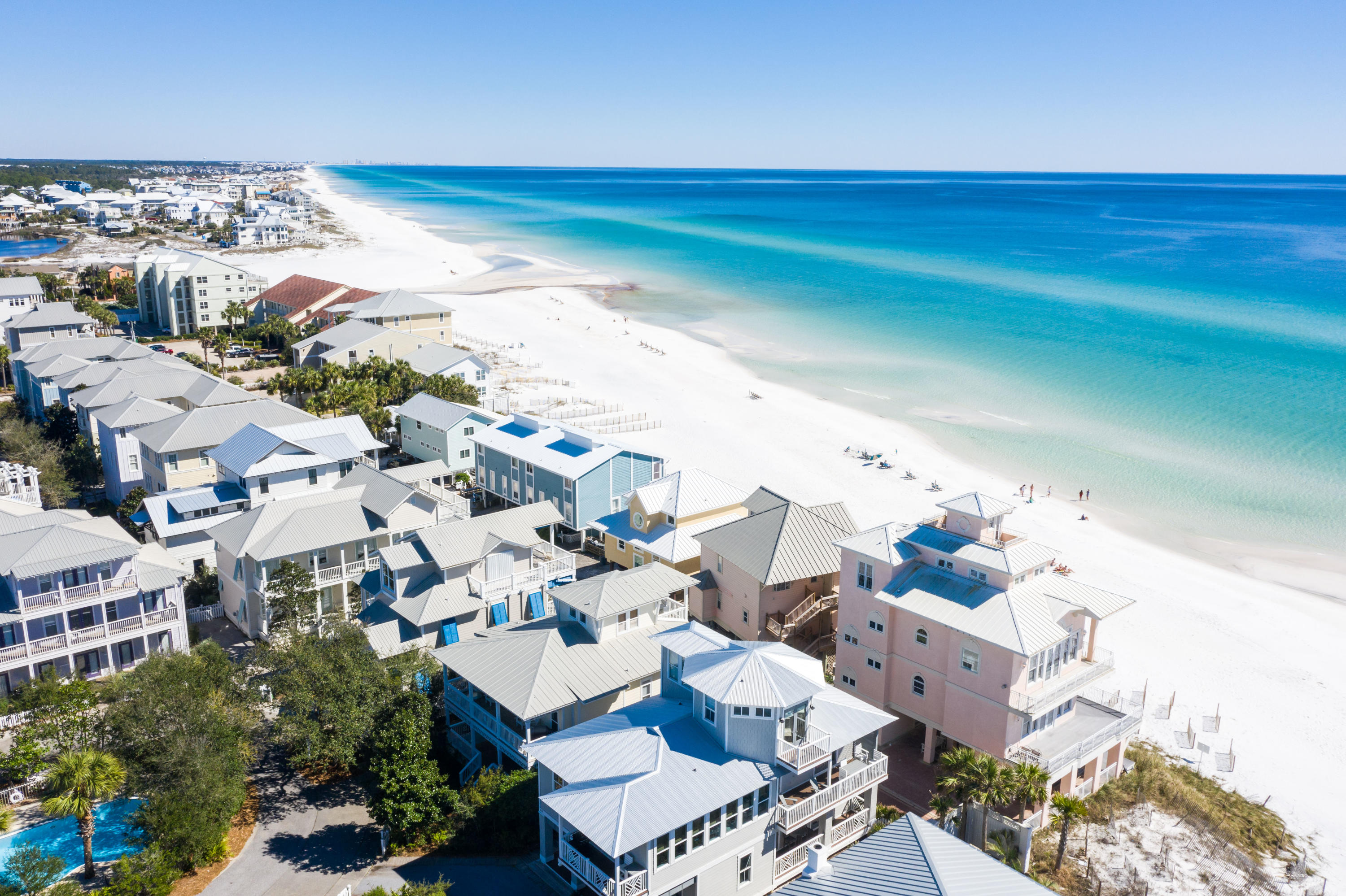 SUMMER'S EDGE - Residential