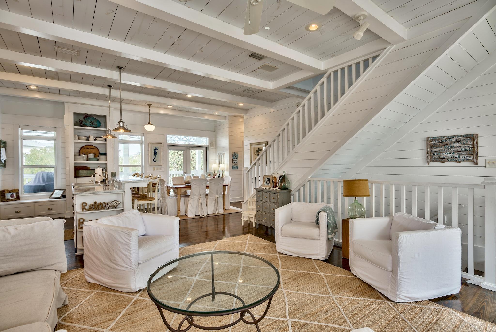 SUMMER'S EDGE - Residential