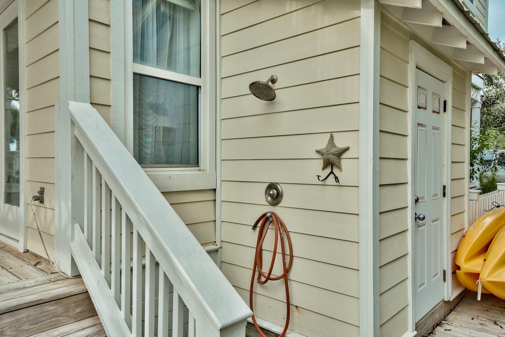 SUMMER'S EDGE - Residential