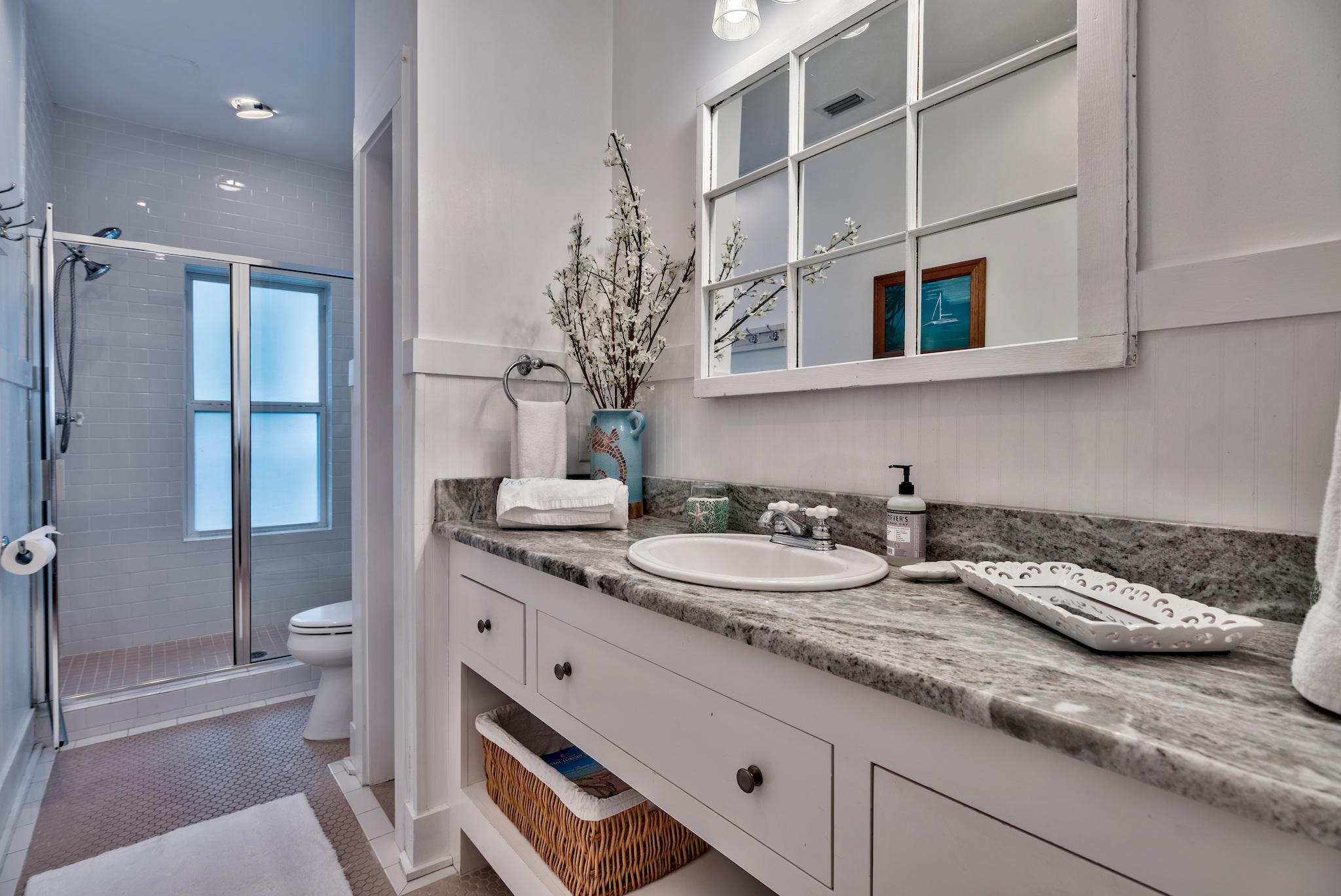 SUMMER'S EDGE - Residential