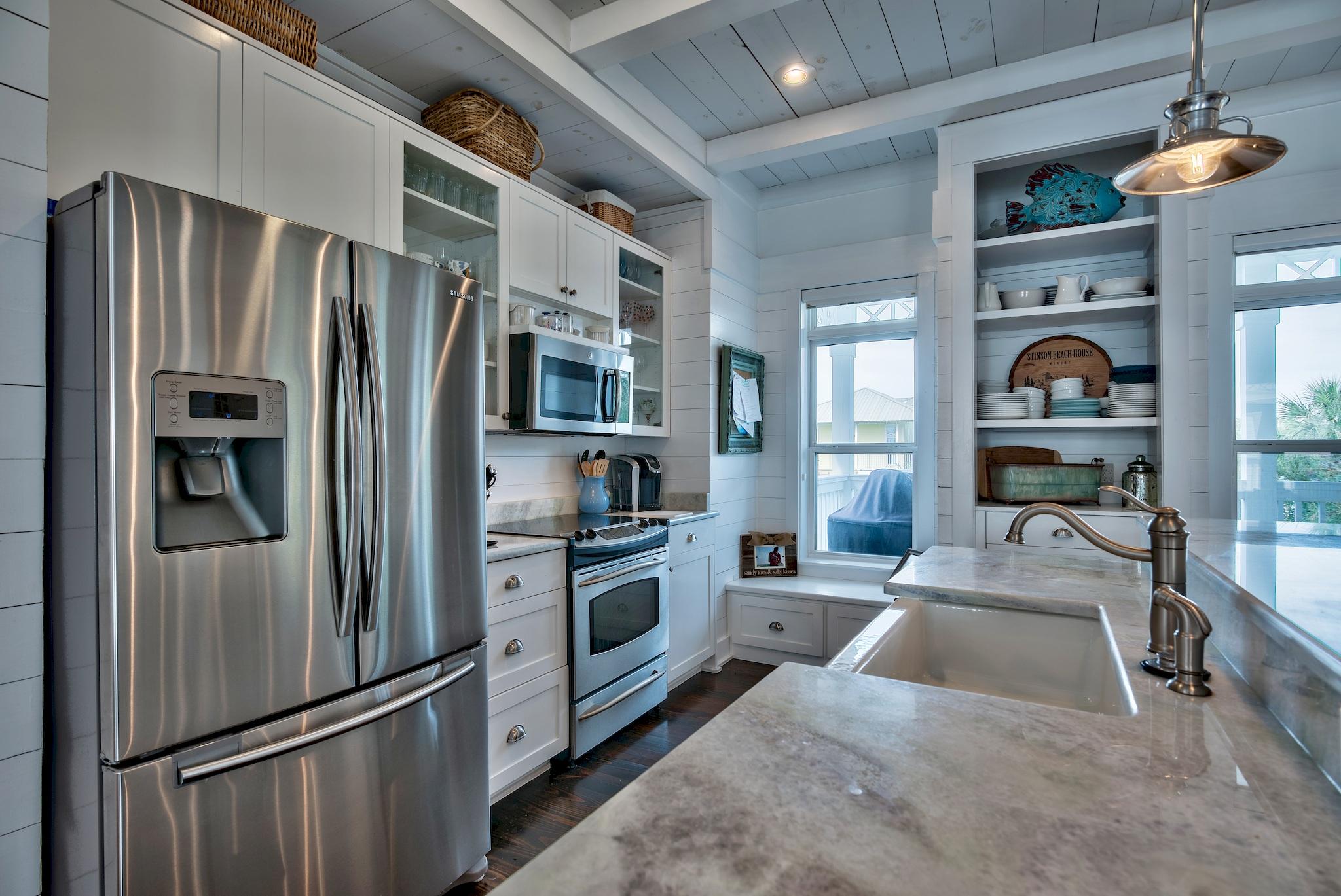 SUMMER'S EDGE - Residential