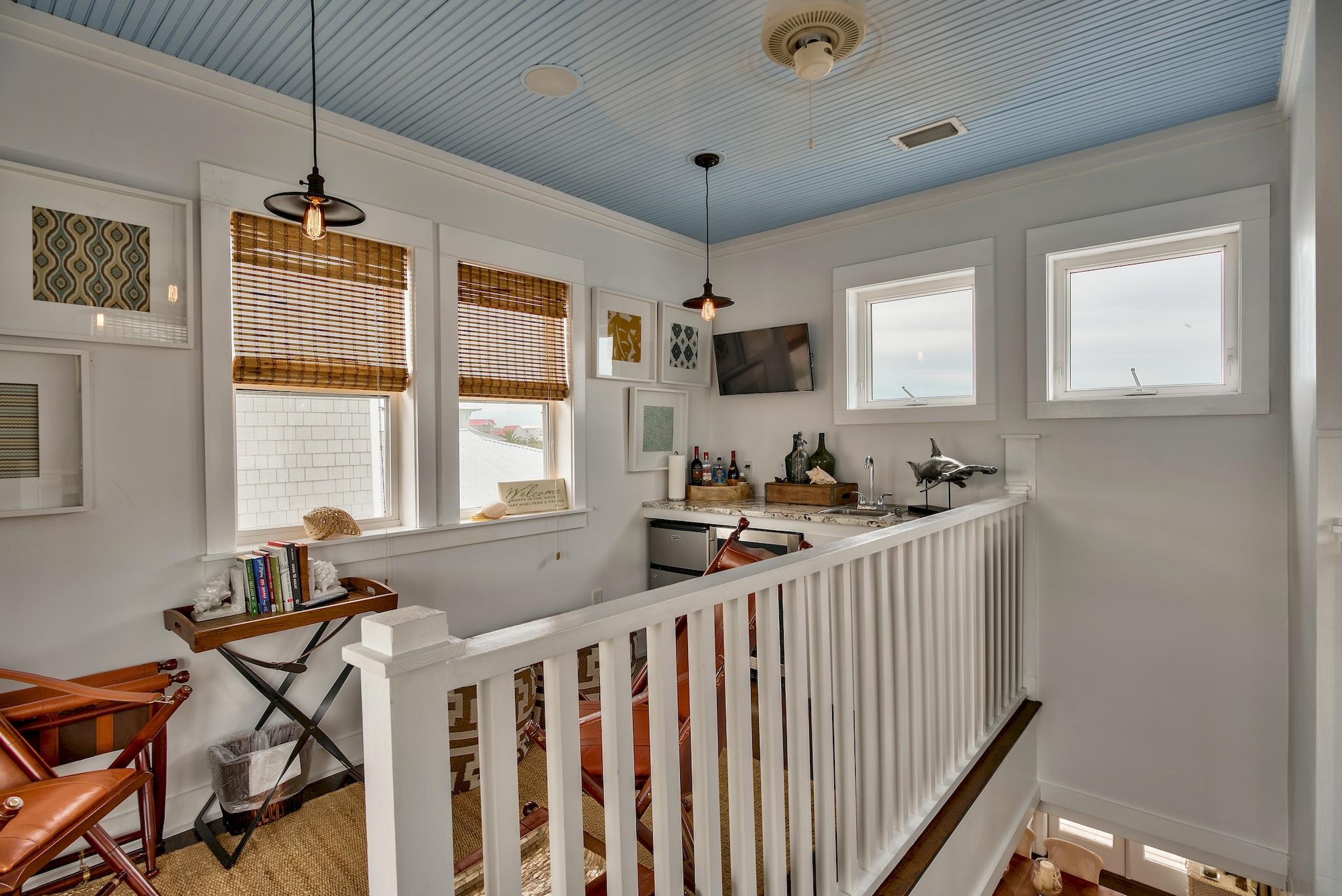 SUMMER'S EDGE - Residential