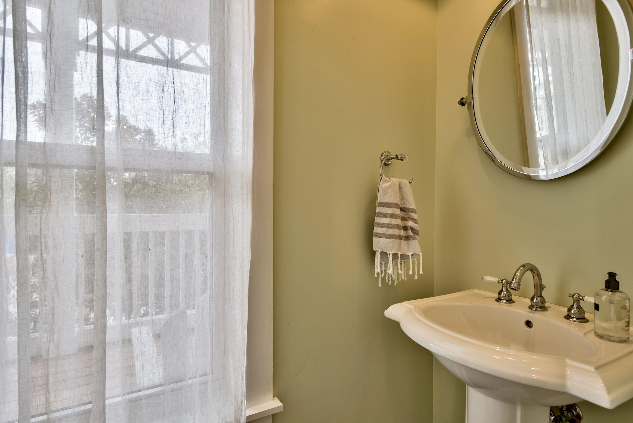 SUMMER'S EDGE - Residential