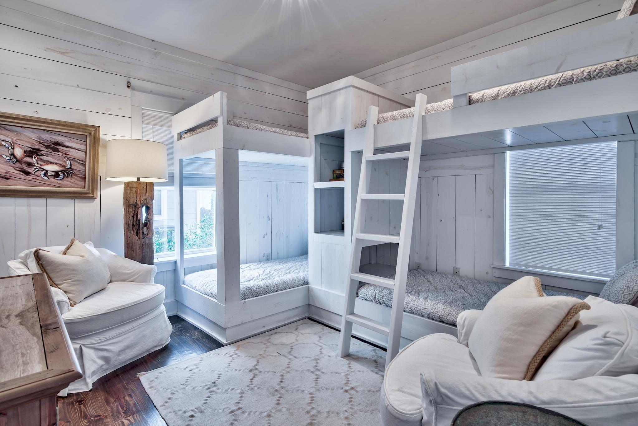 SUMMER'S EDGE - Residential