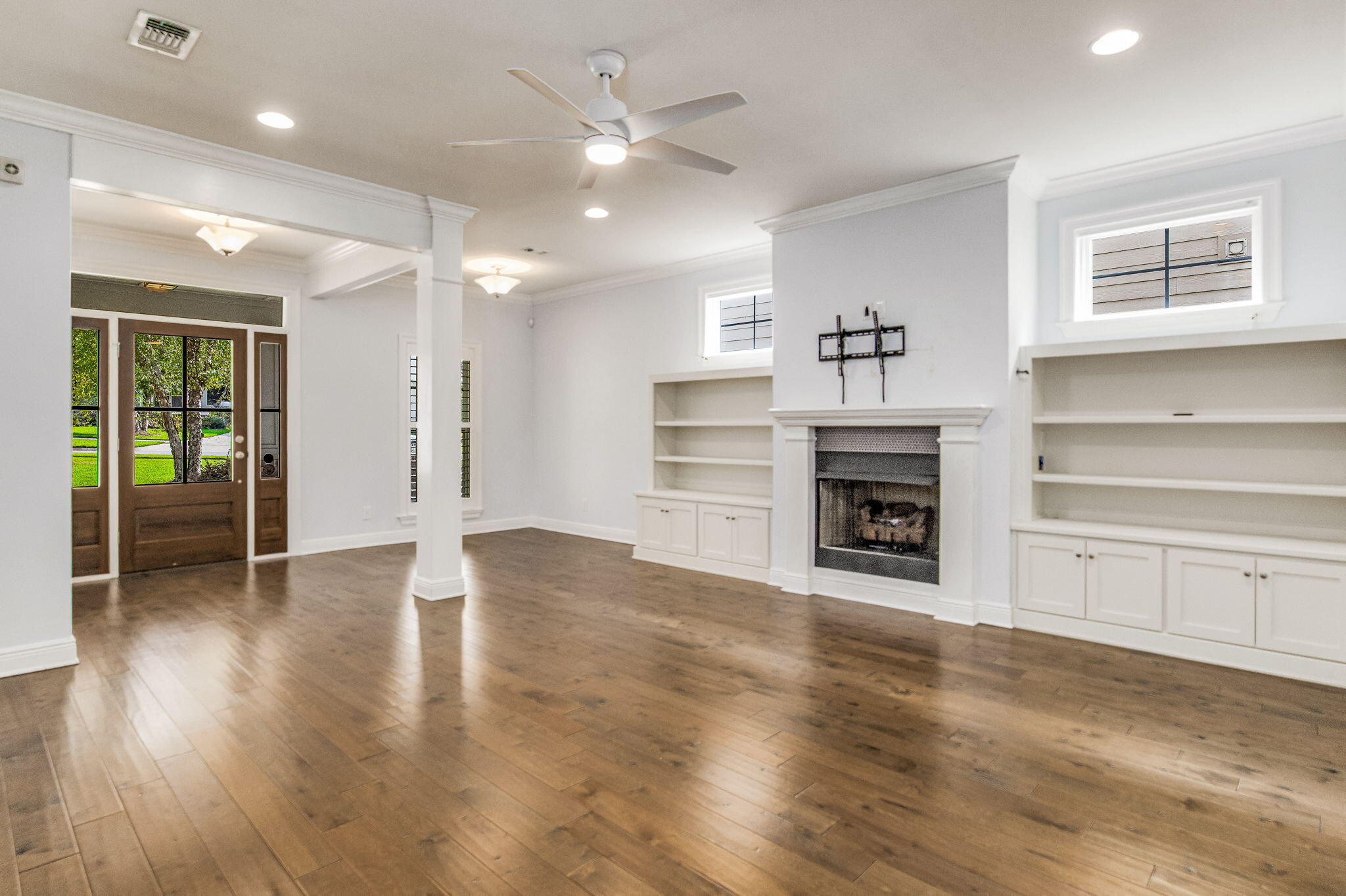 NATURE TRAIL - Residential