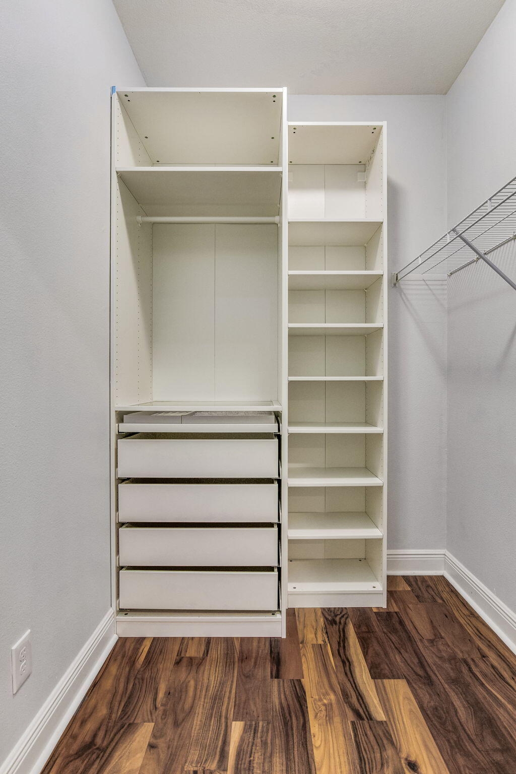 NATURE TRAIL - Residential