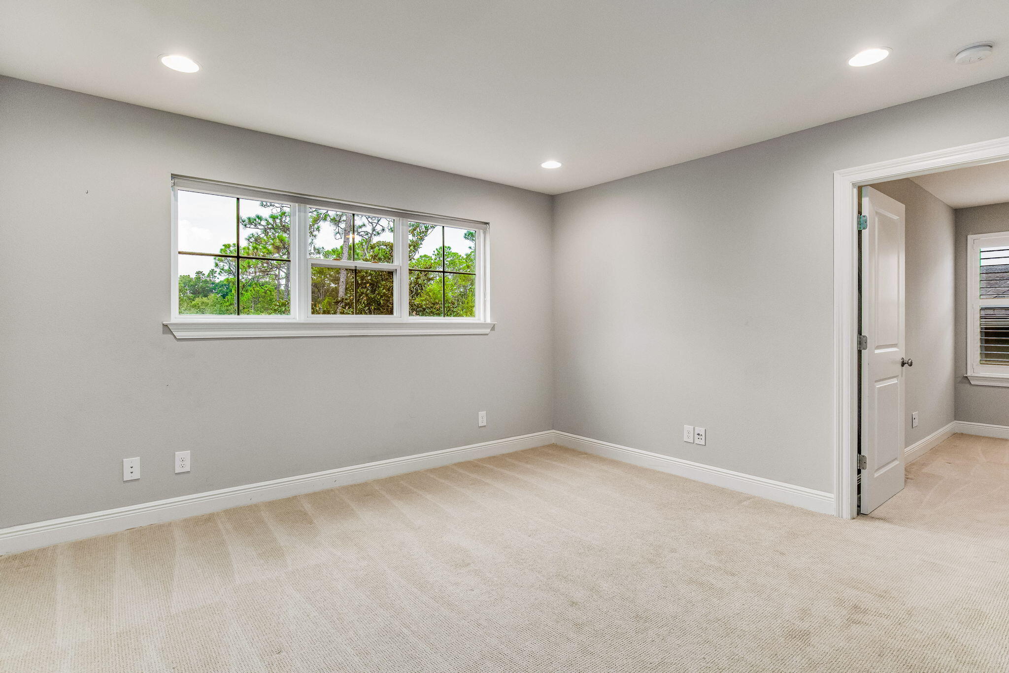 NATURE TRAIL - Residential