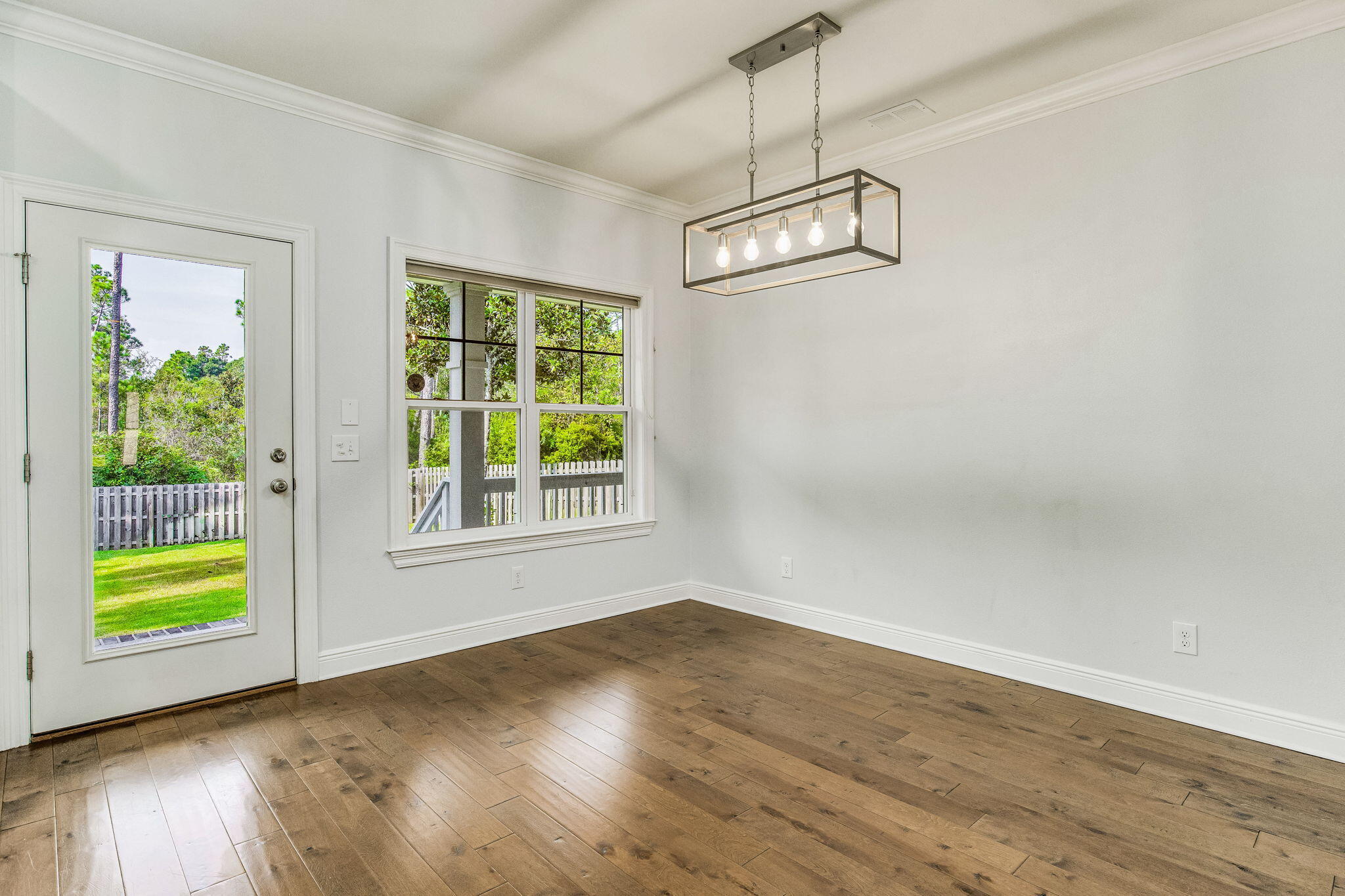 NATURE TRAIL - Residential