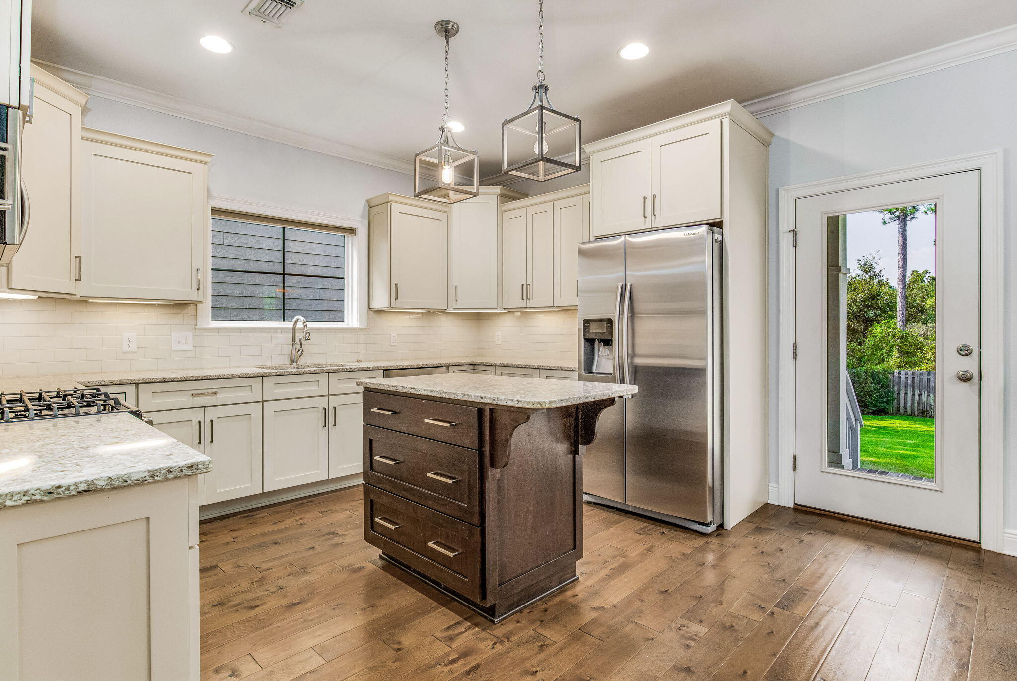 NATURE TRAIL - Residential