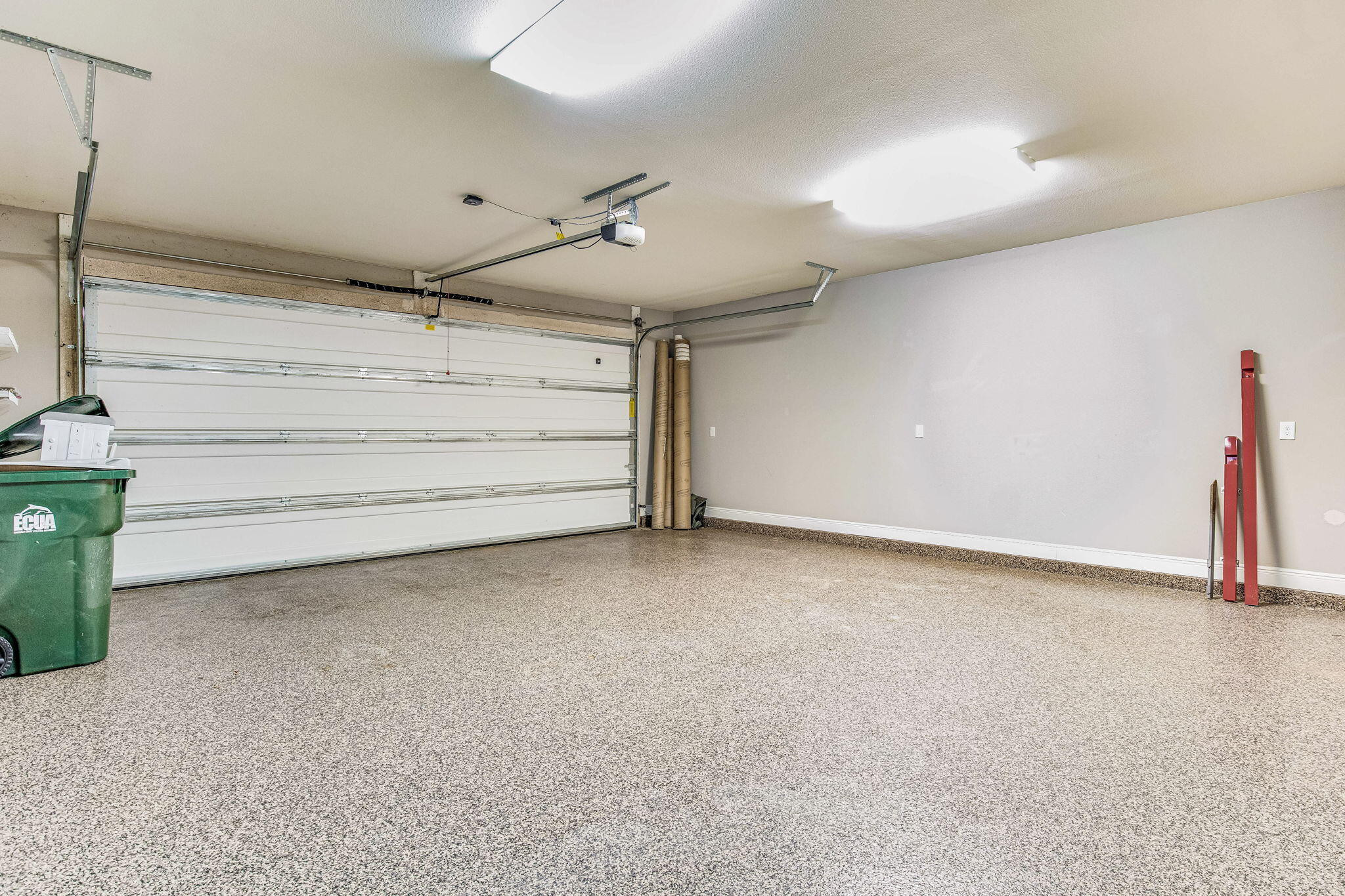 NATURE TRAIL - Residential