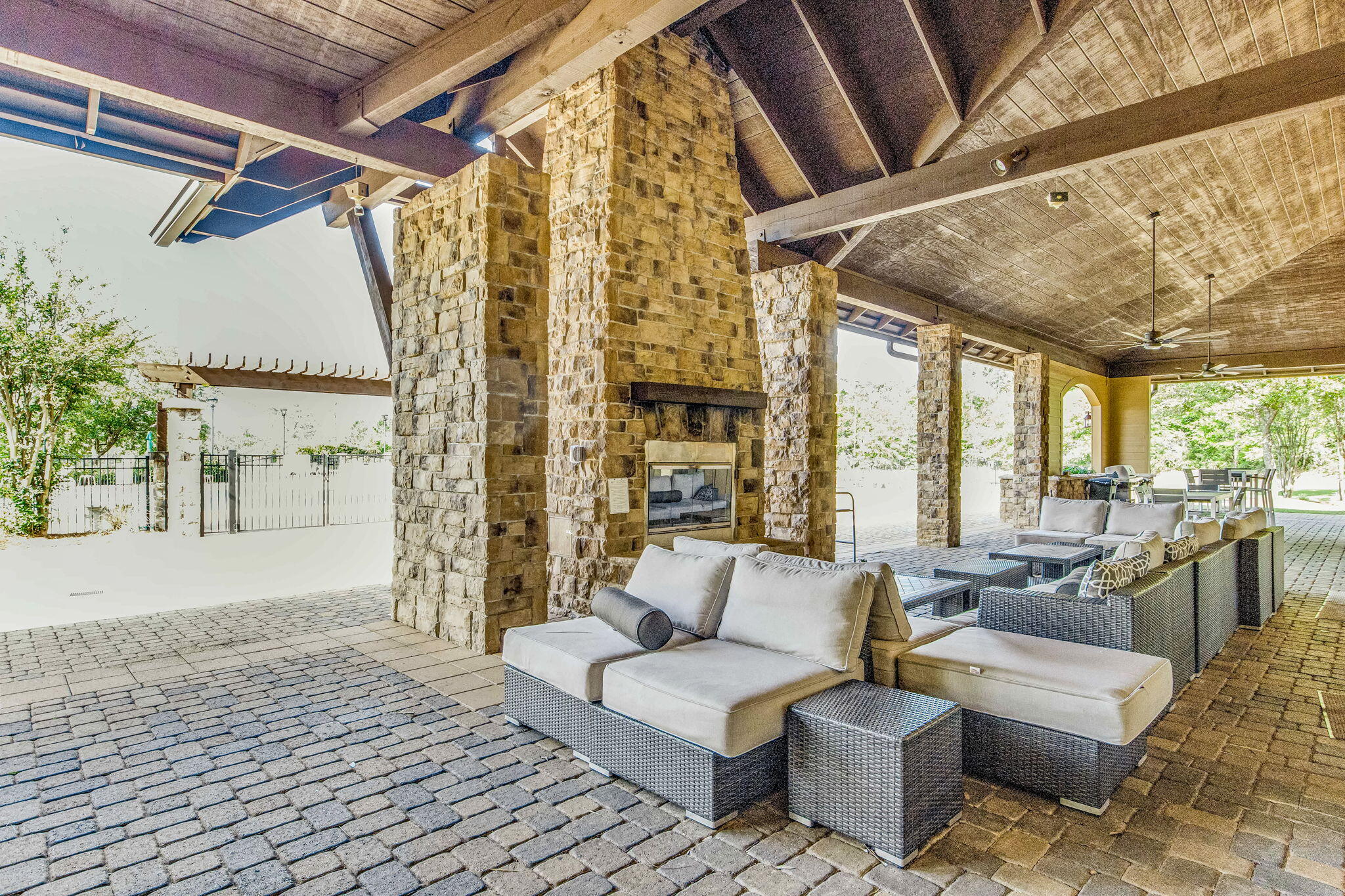 NATURE TRAIL - Residential