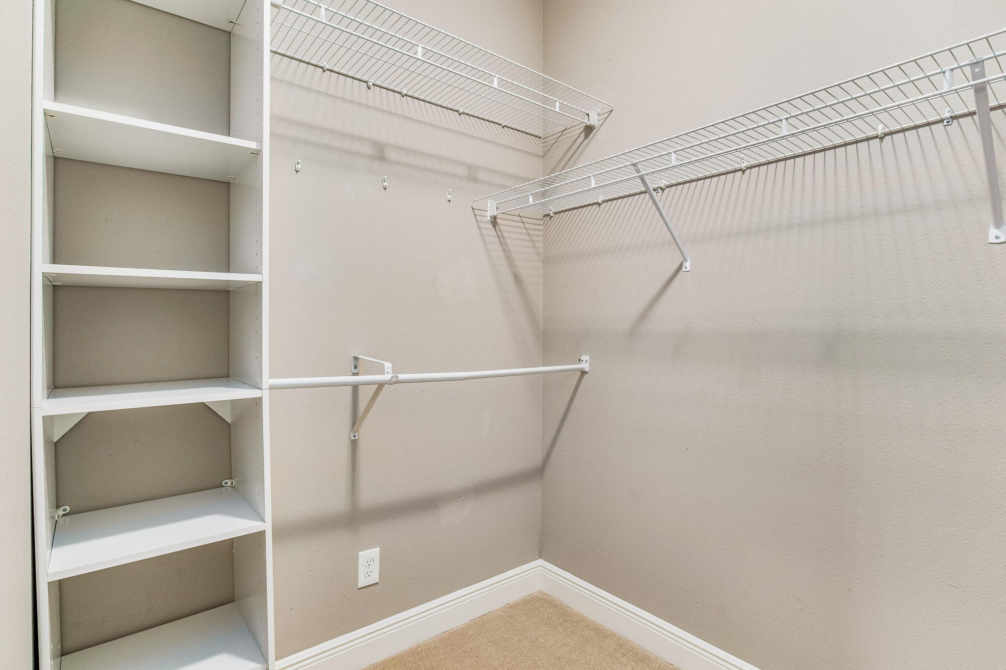 NATURE TRAIL - Residential