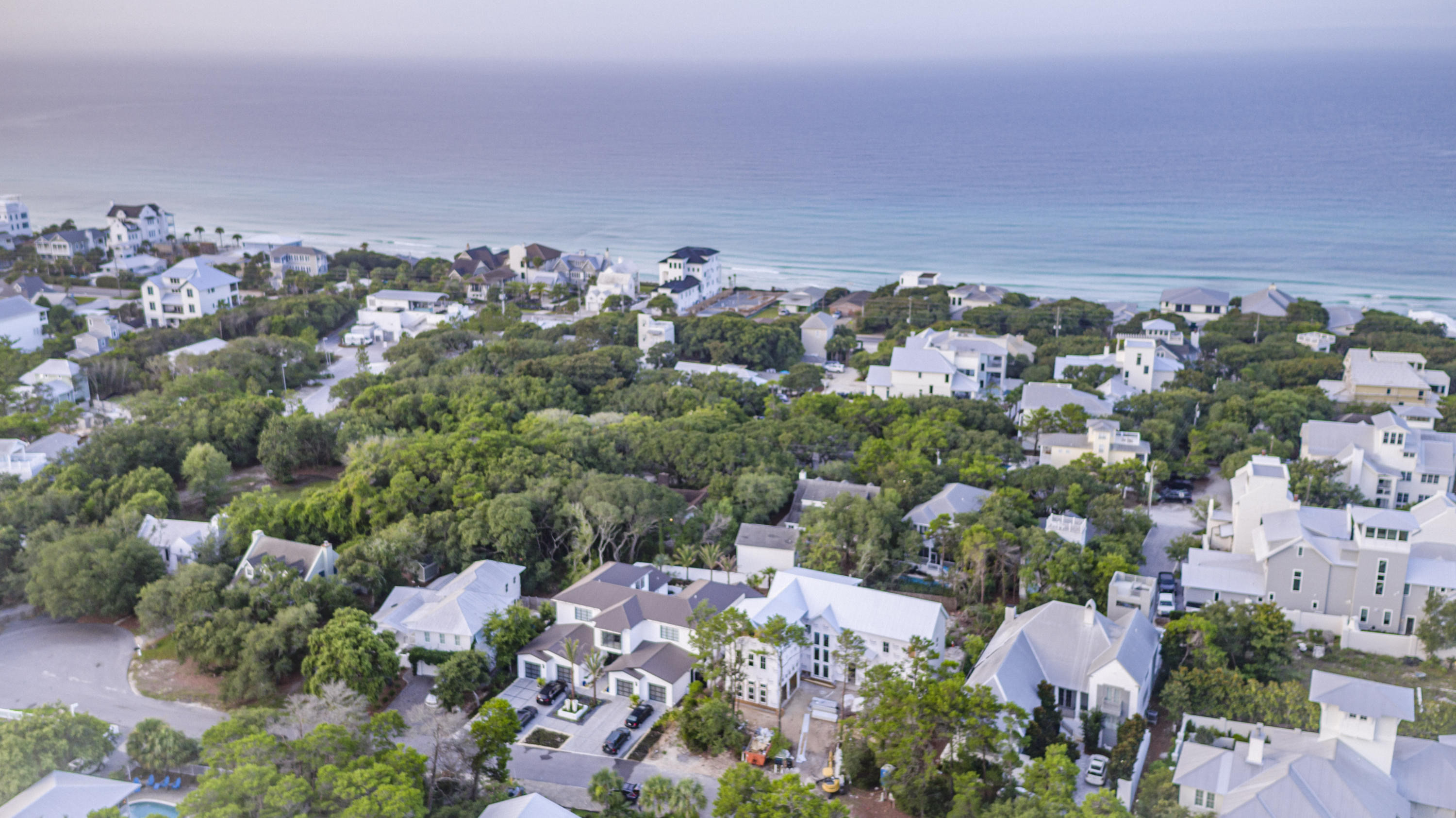 SEAGROVE VILLAGE 6TH ADD - Residential