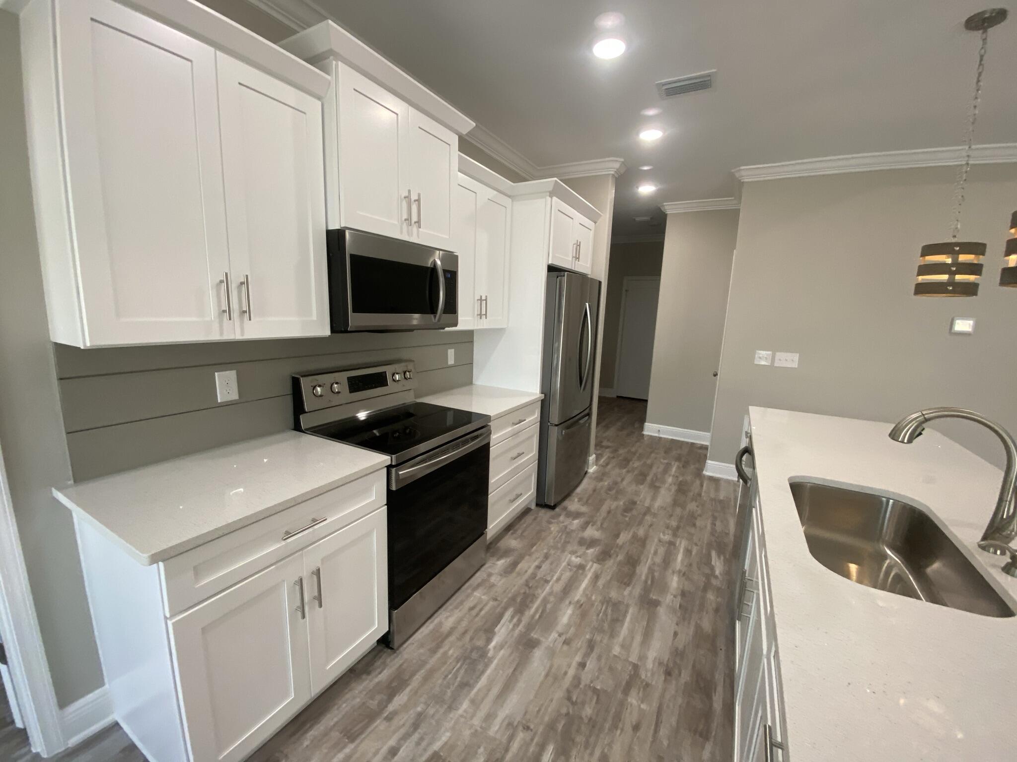 WYNNEHAVEN BEACH ESTATES - Residential