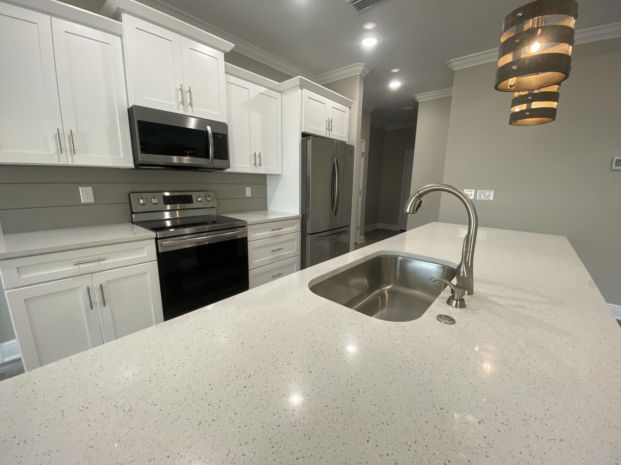 WYNNEHAVEN BEACH ESTATES - Residential