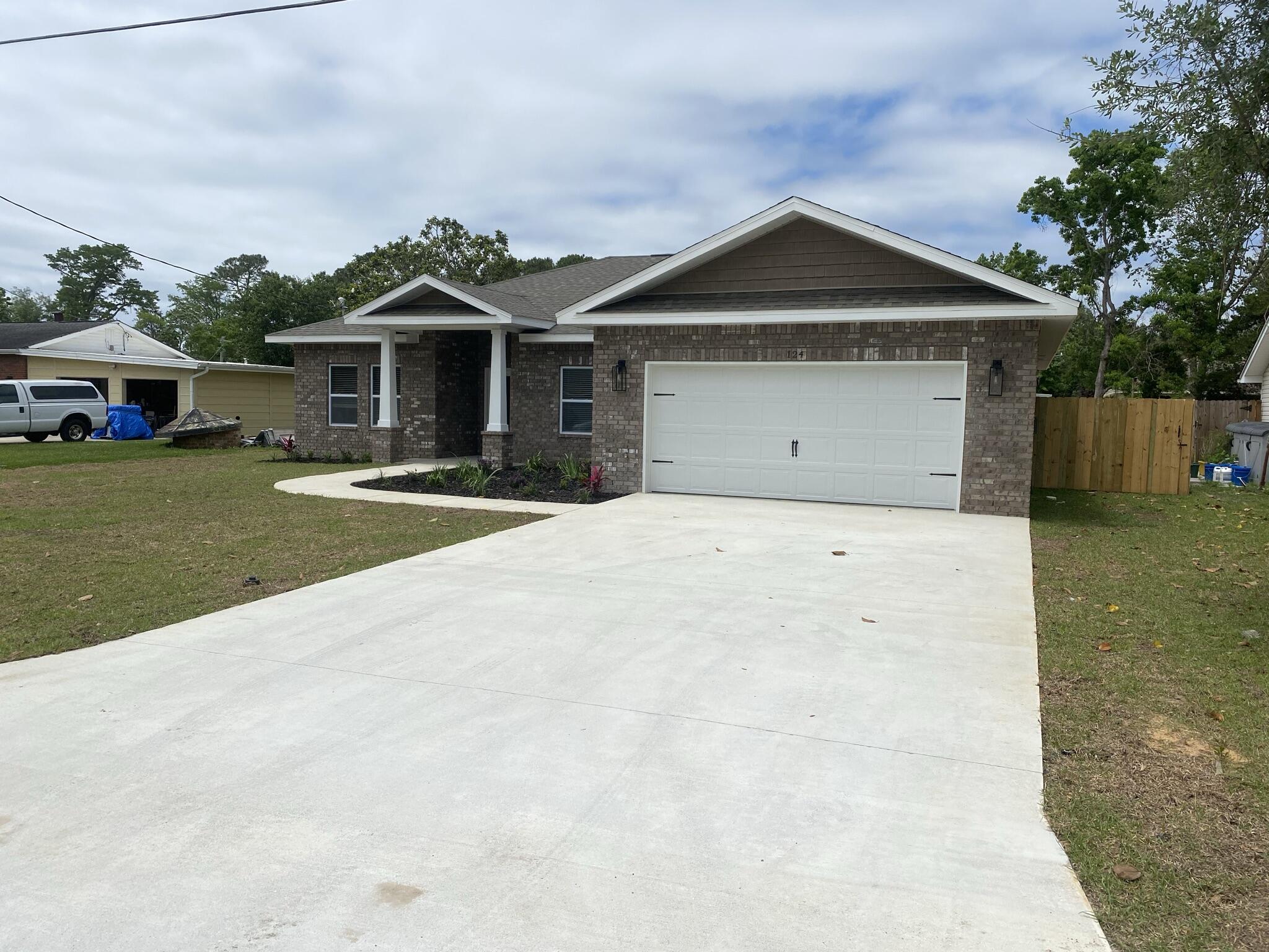 WYNNEHAVEN BEACH ESTATES - Residential