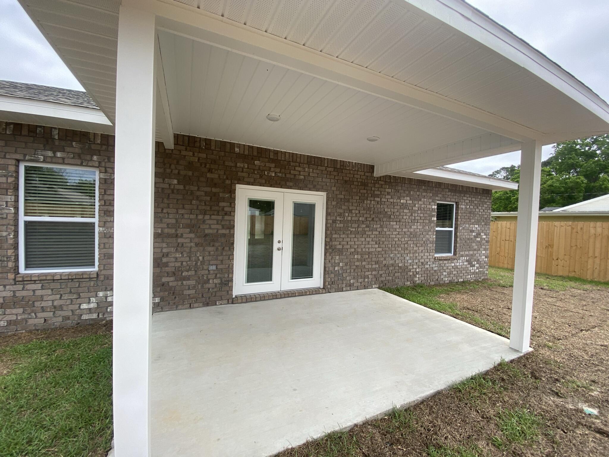 WYNNEHAVEN BEACH ESTATES - Residential