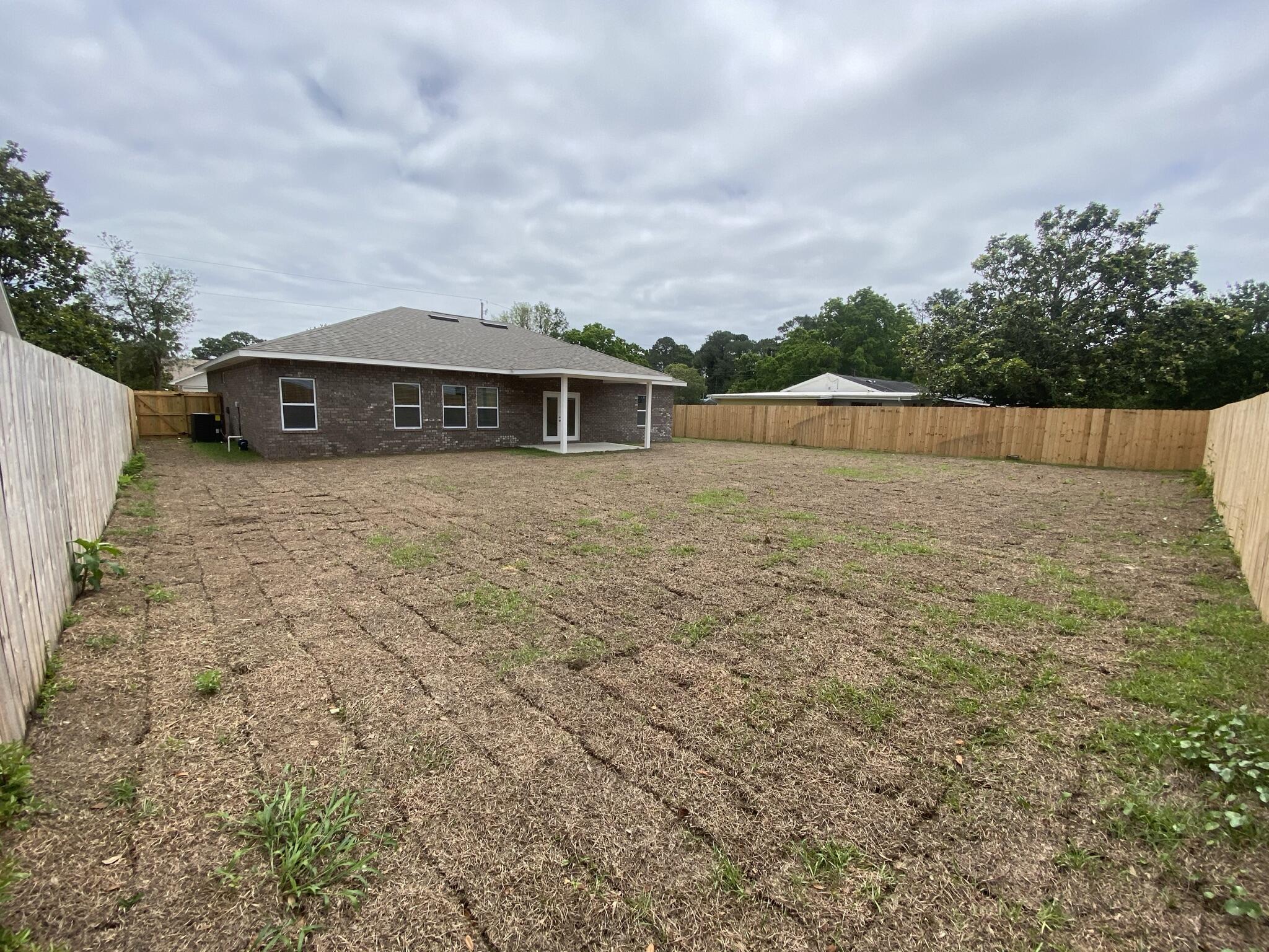 WYNNEHAVEN BEACH ESTATES - Residential