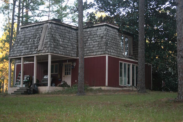 PINE SHORES - Residential