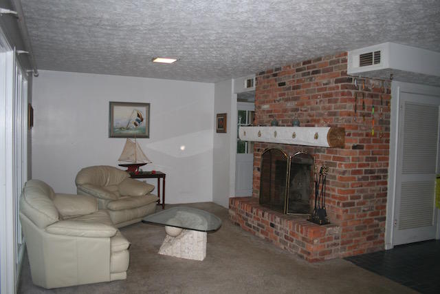 PINE SHORES - Residential