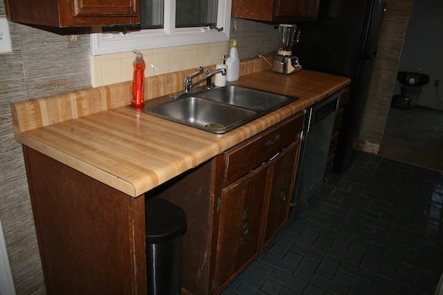 PINE SHORES - Residential