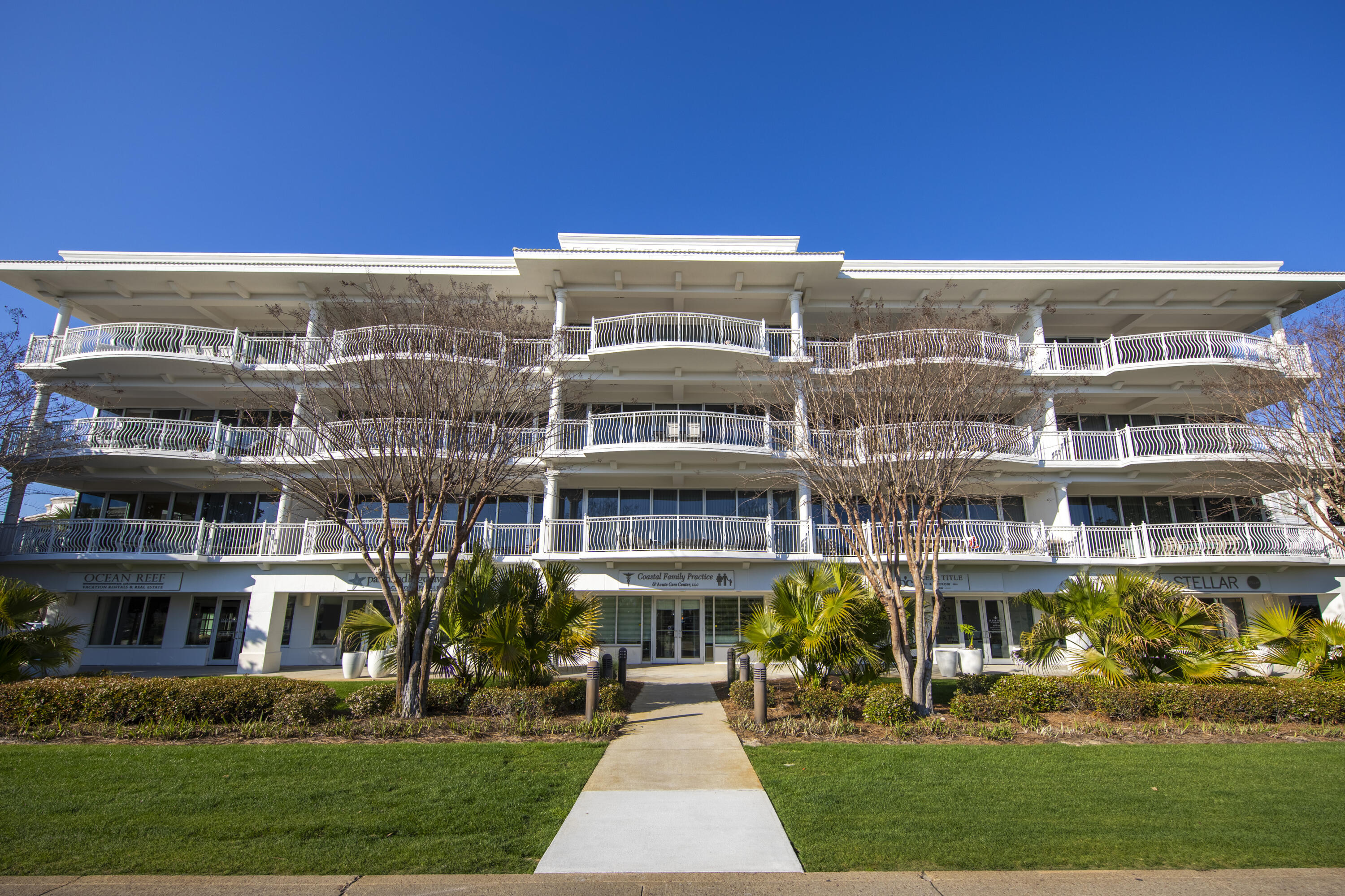 ALEXANDER AT PALM COURT - Residential