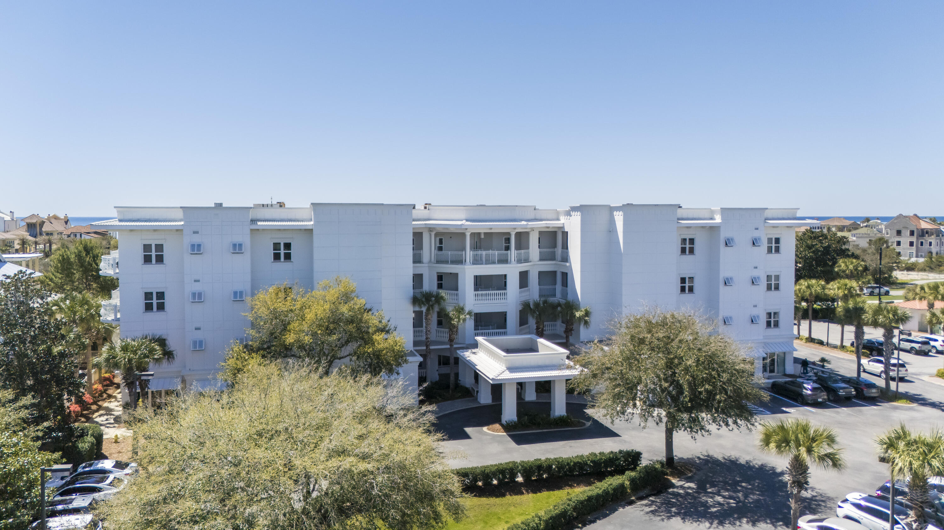 ALEXANDER AT PALM COURT - Residential