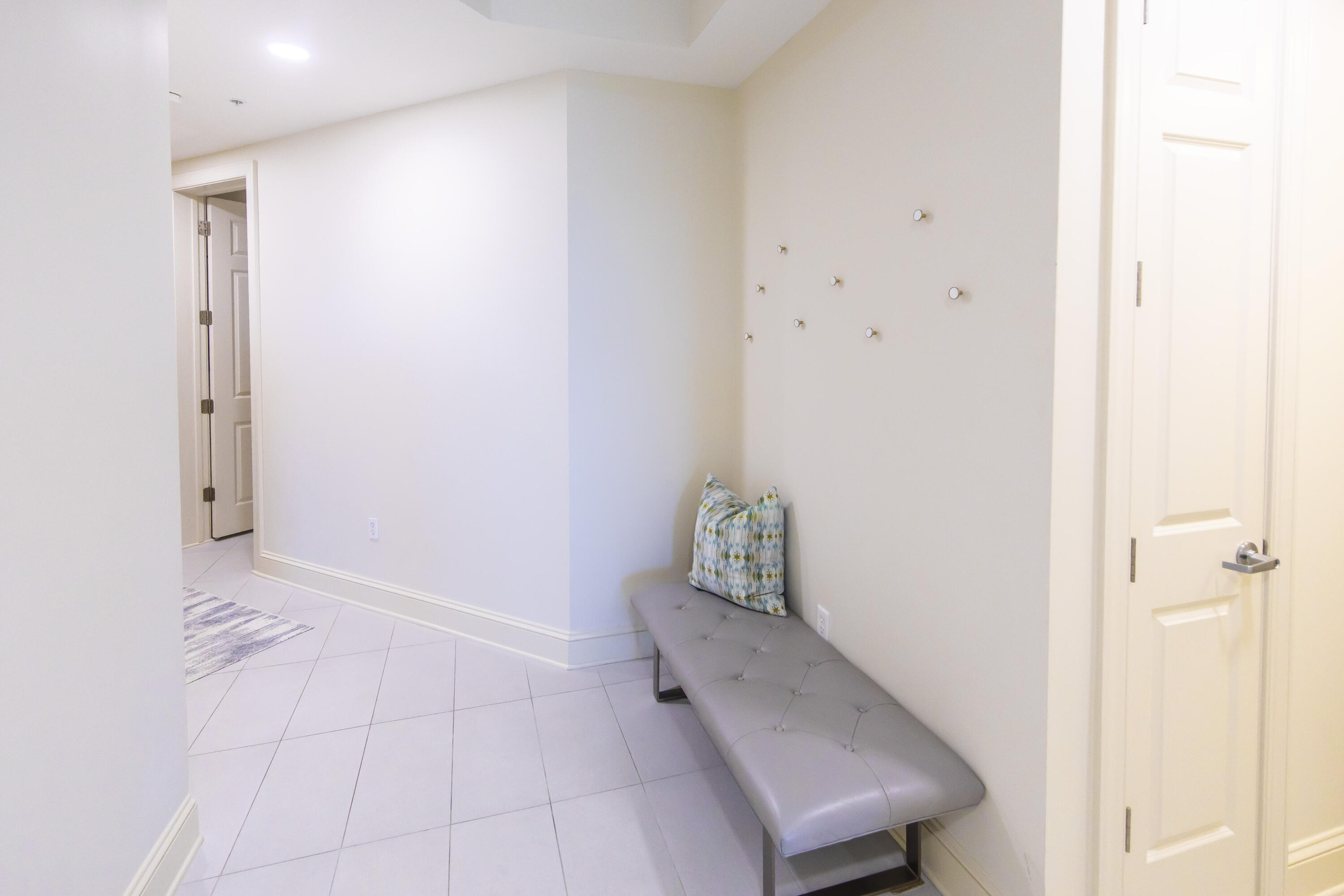 ALEXANDER AT PALM COURT - Residential
