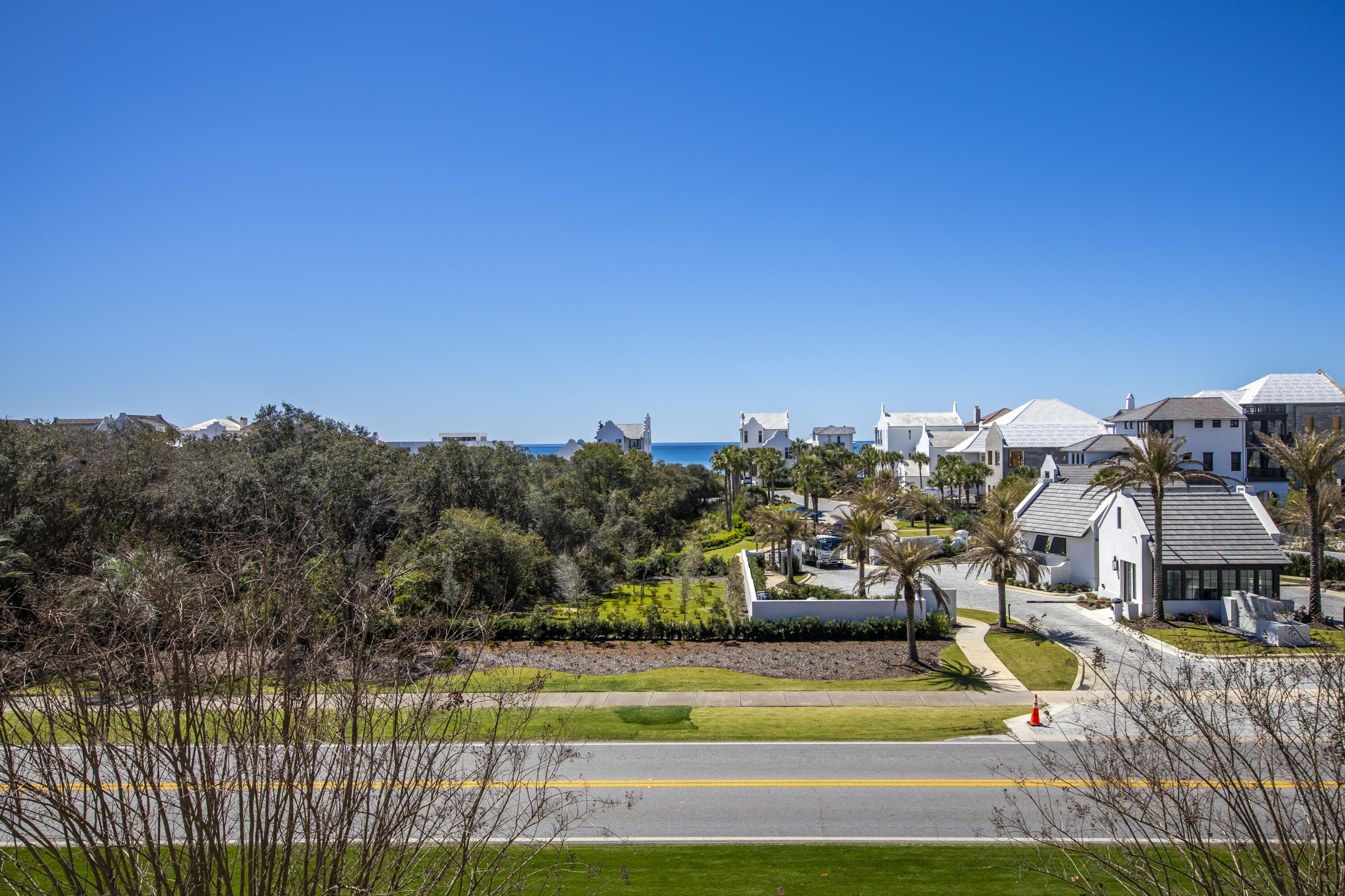 ALEXANDER AT PALM COURT - Residential