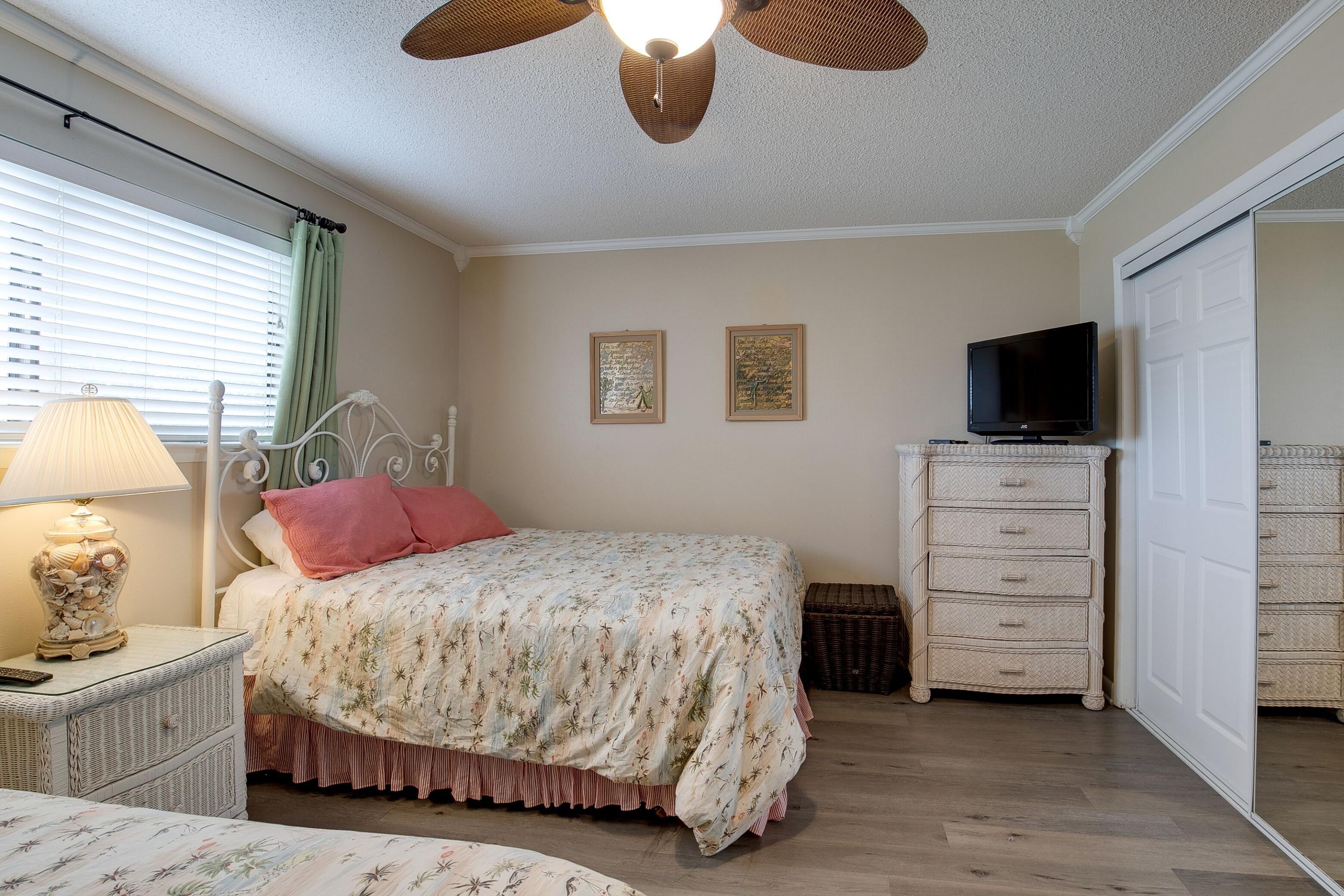 CHATEAU LA MER CONDO 2 - Residential