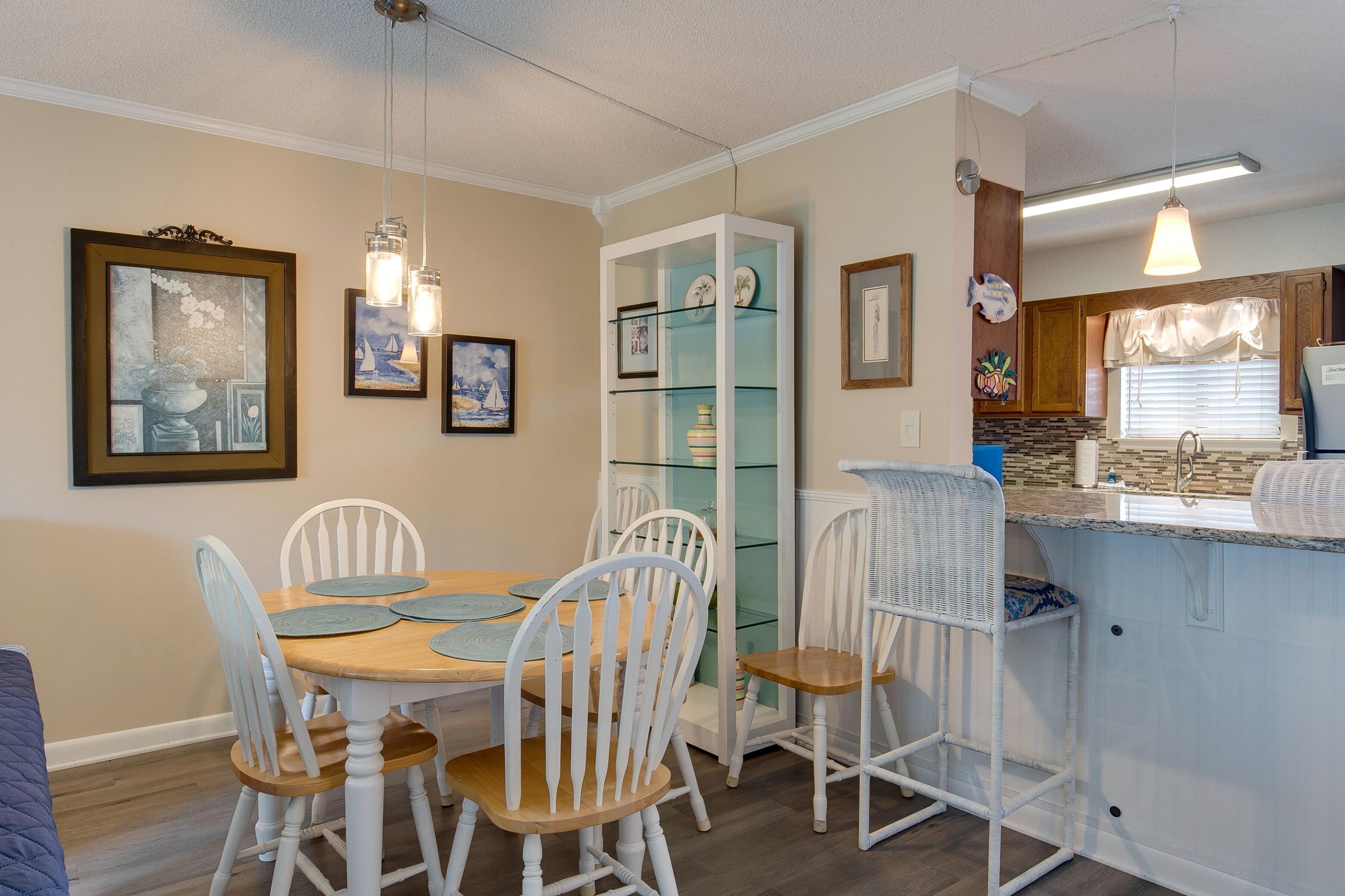 CHATEAU LA MER CONDO 2 - Residential