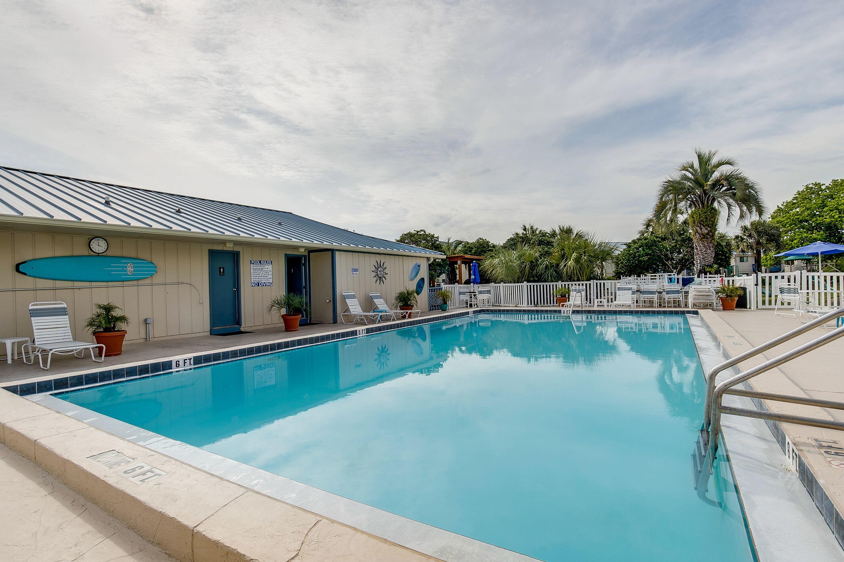 CHATEAU LA MER CONDO 2 - Residential