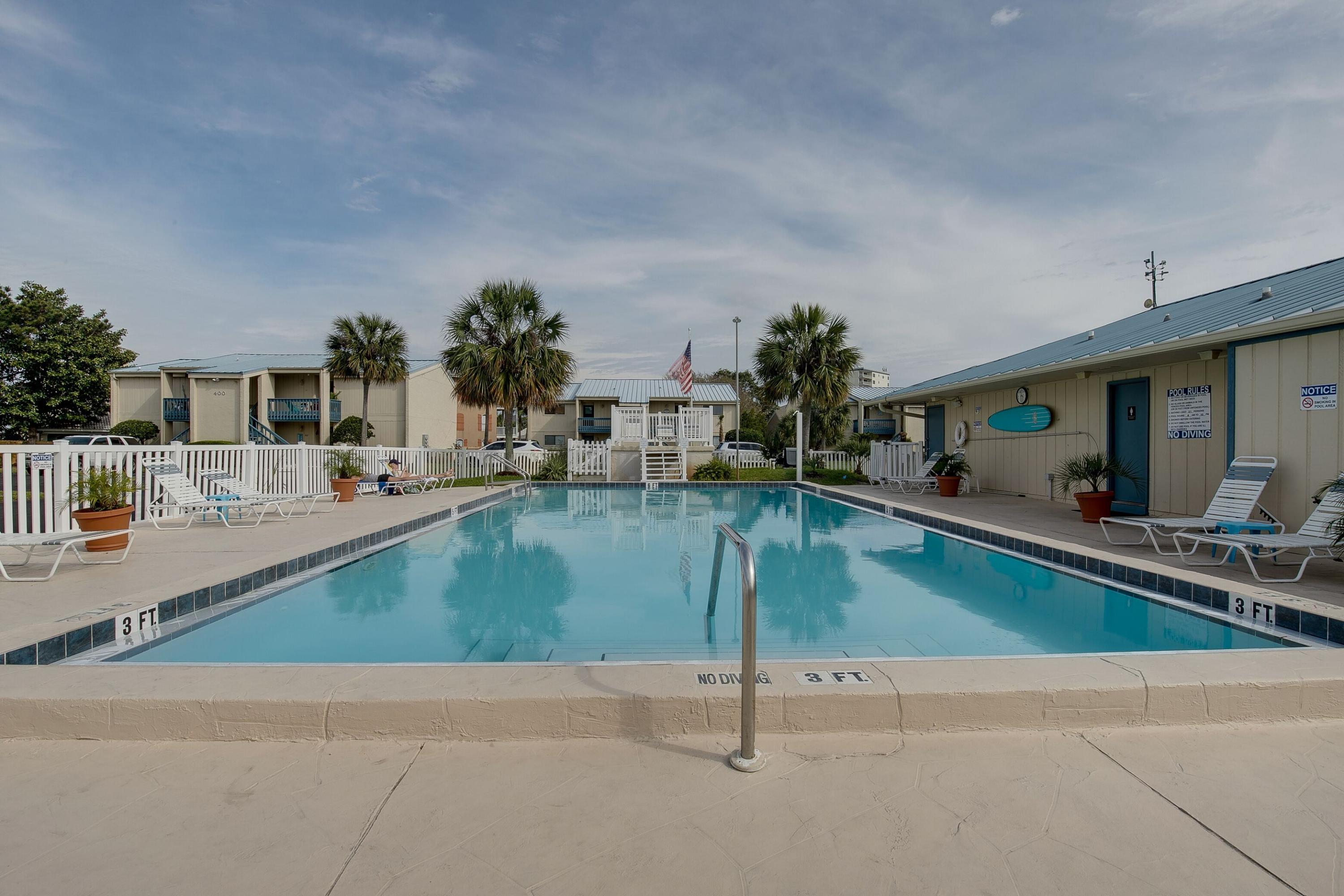 CHATEAU LA MER CONDO 2 - Residential