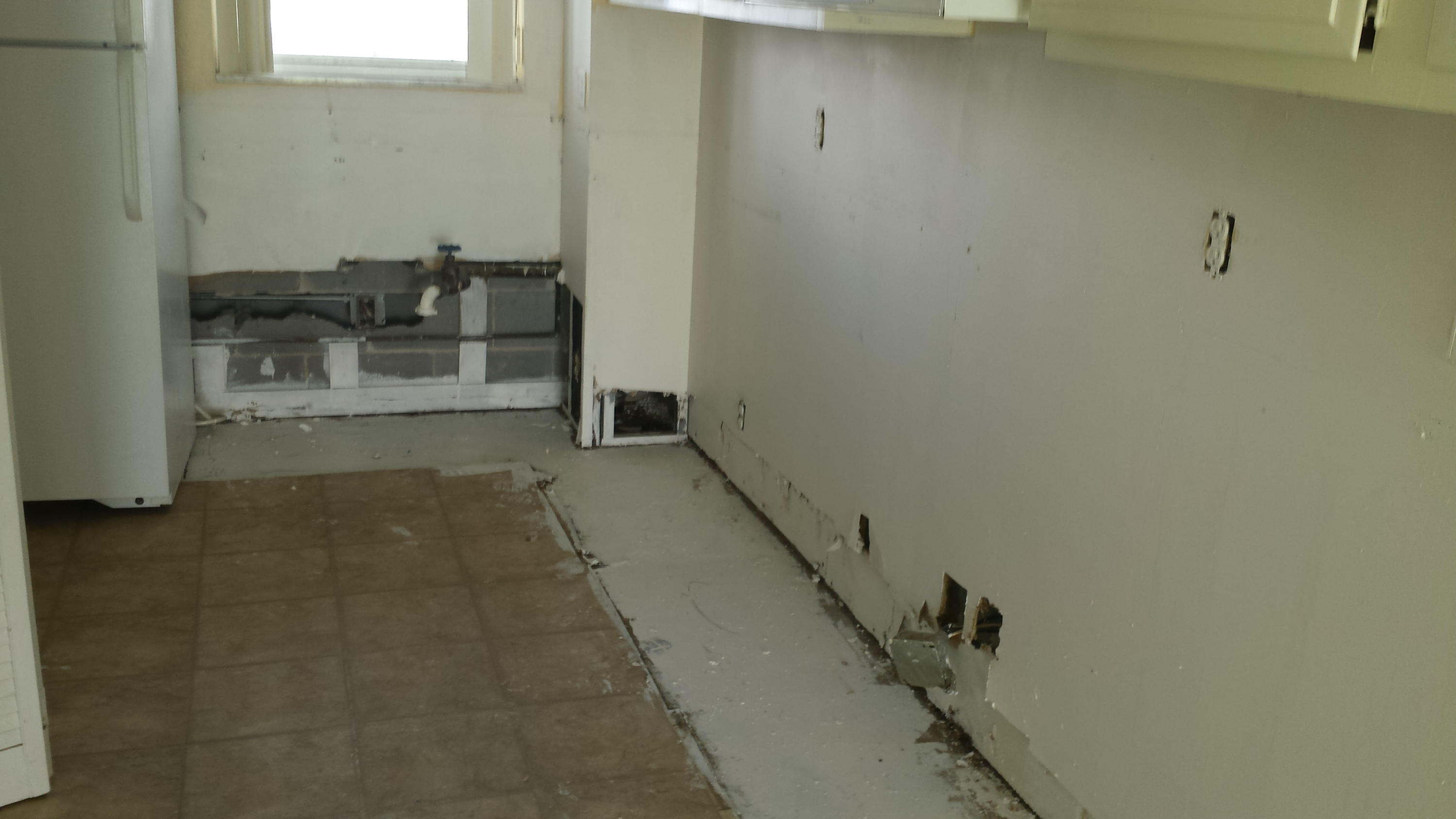 EL MATADOR CONDO - Residential