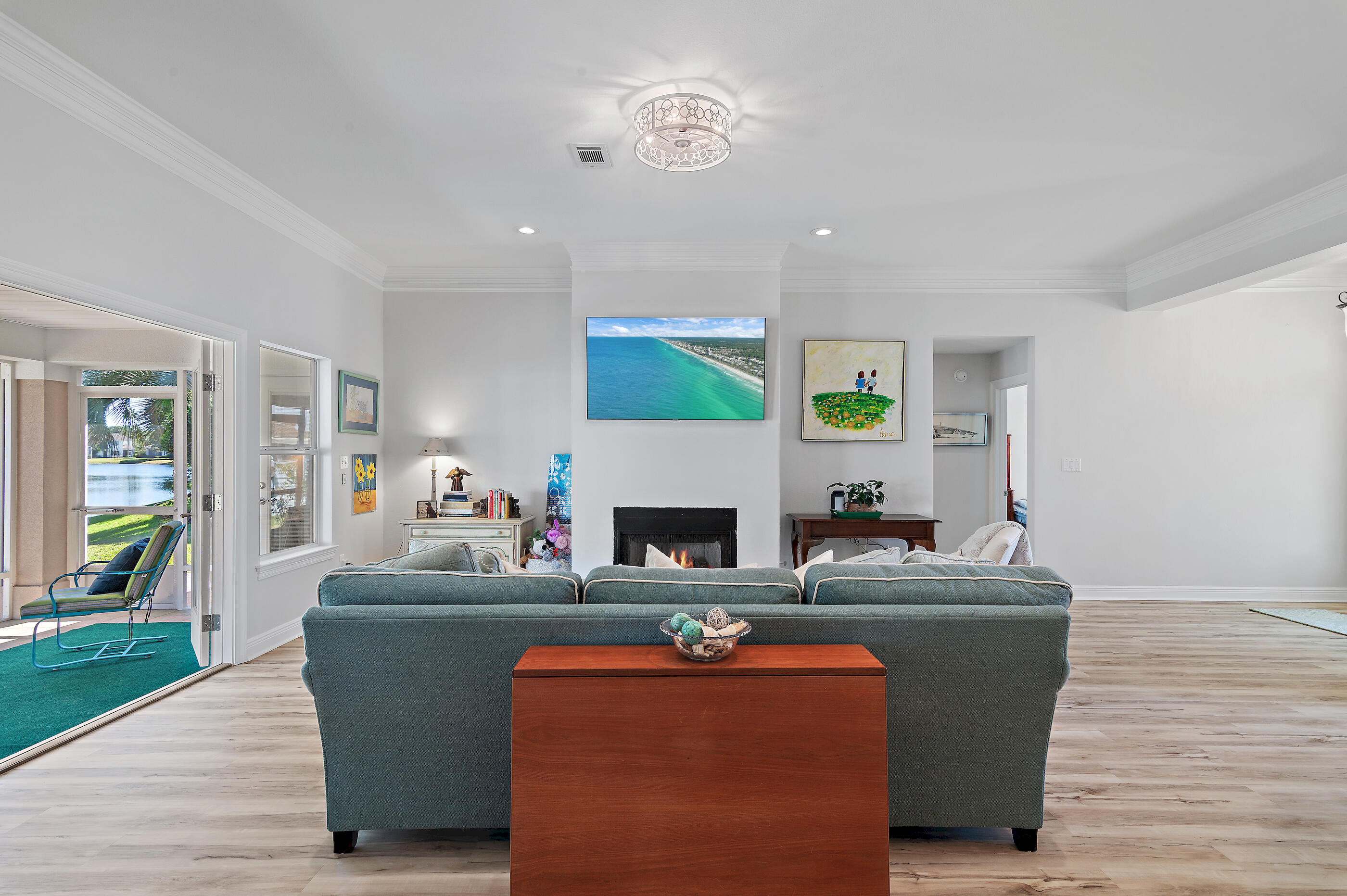 Emerald Lakes - Residential