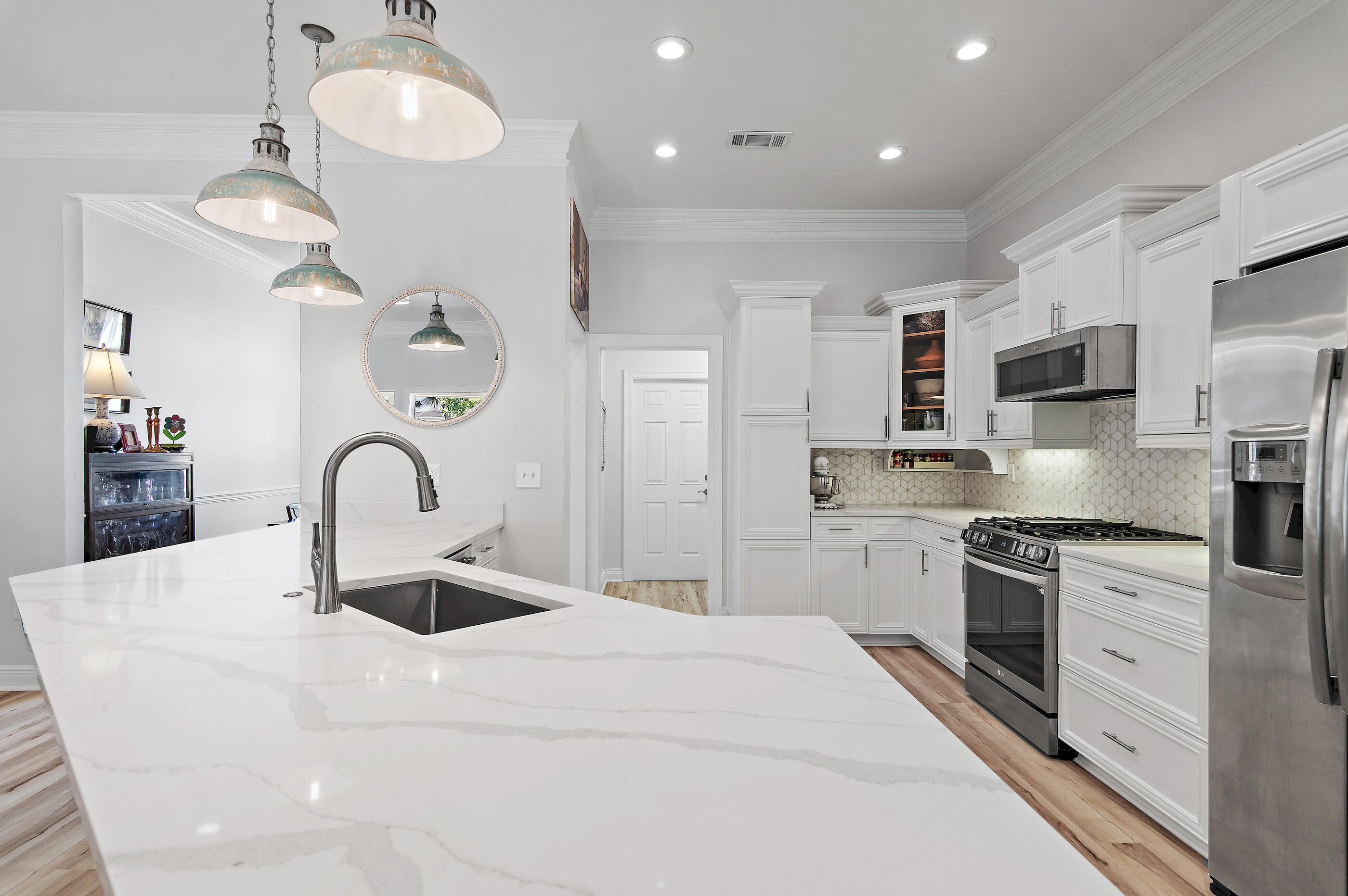 Emerald Lakes - Residential