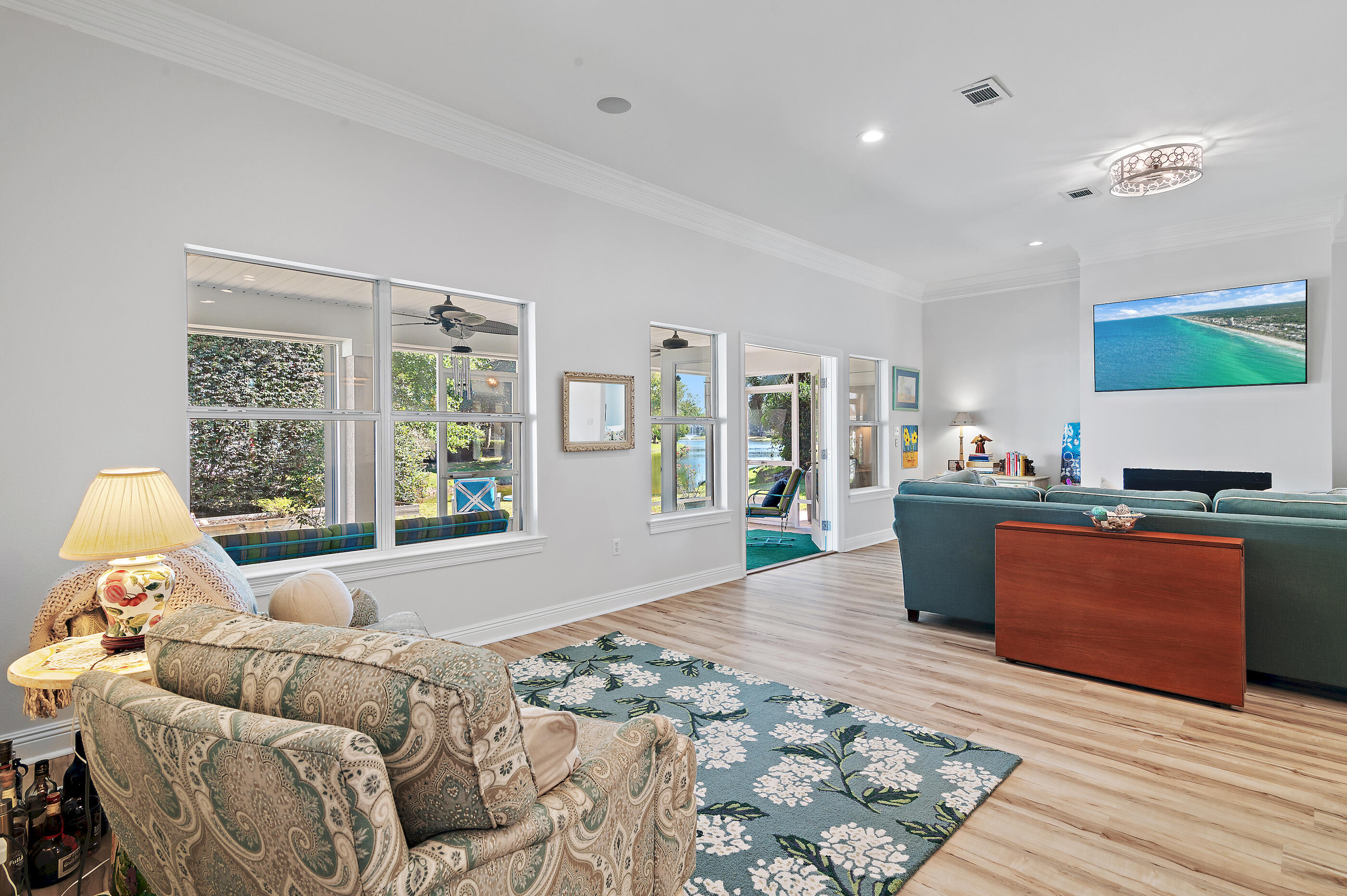 Emerald Lakes - Residential