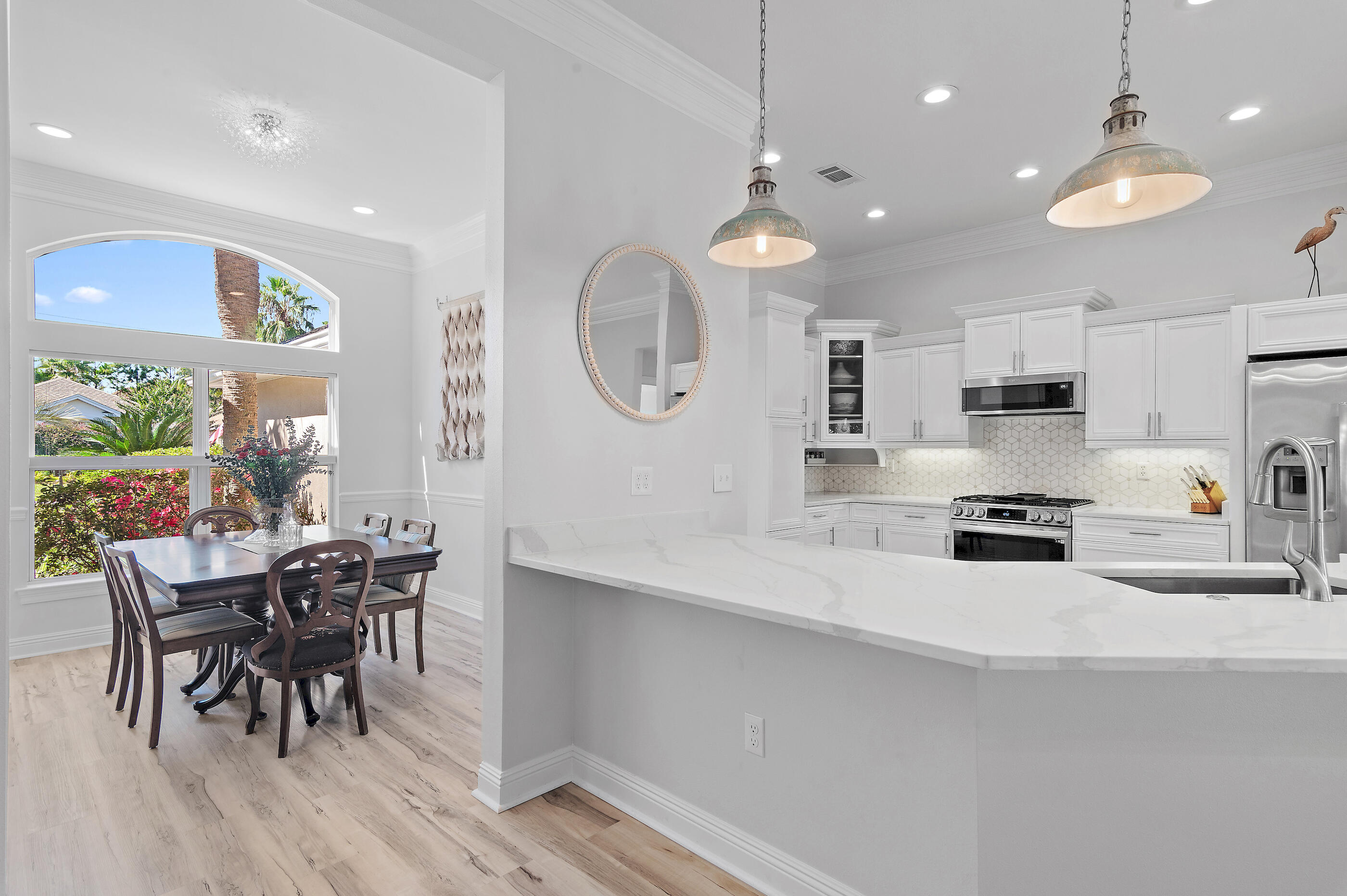 Emerald Lakes - Residential