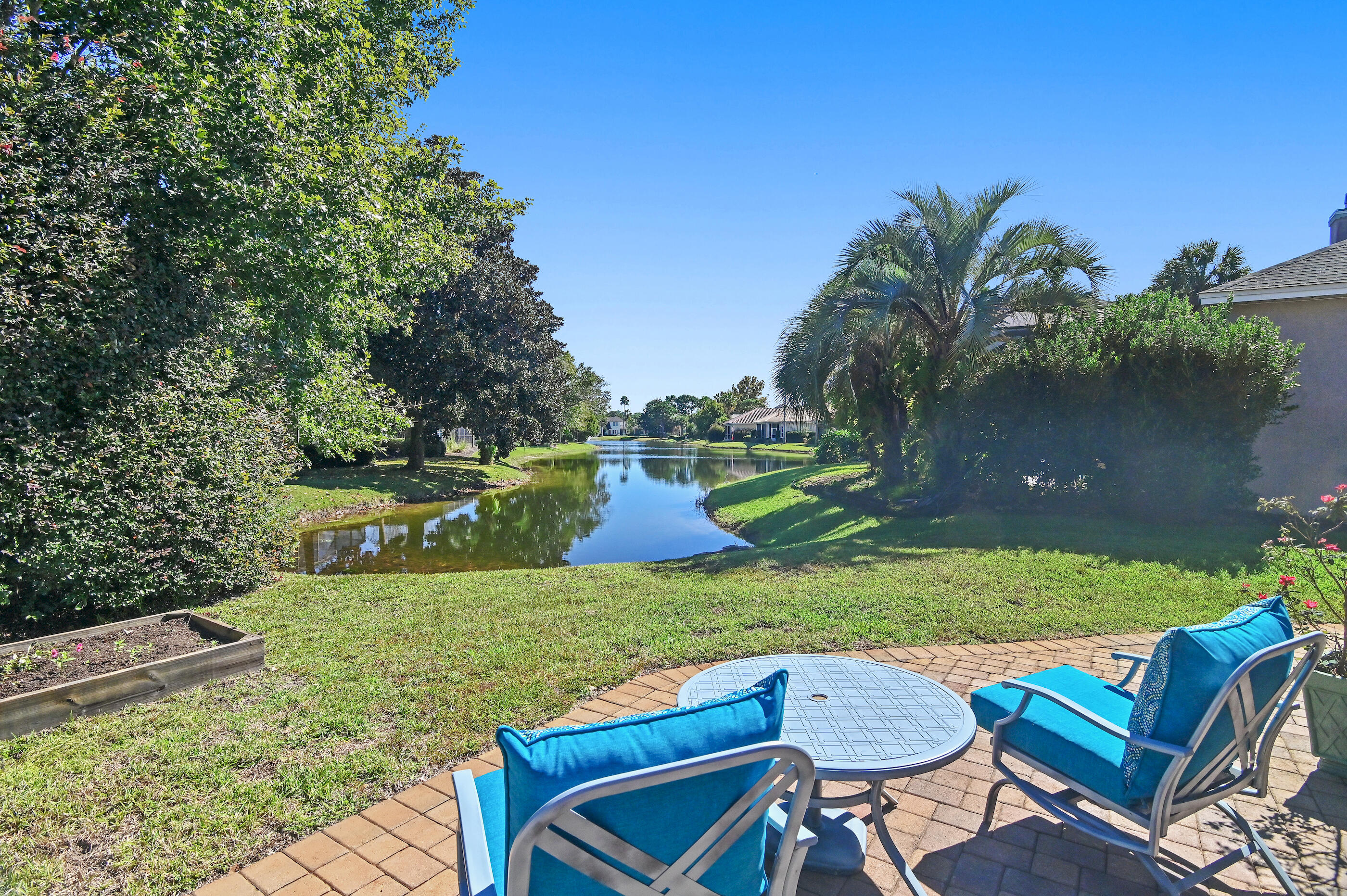 Emerald Lakes - Residential