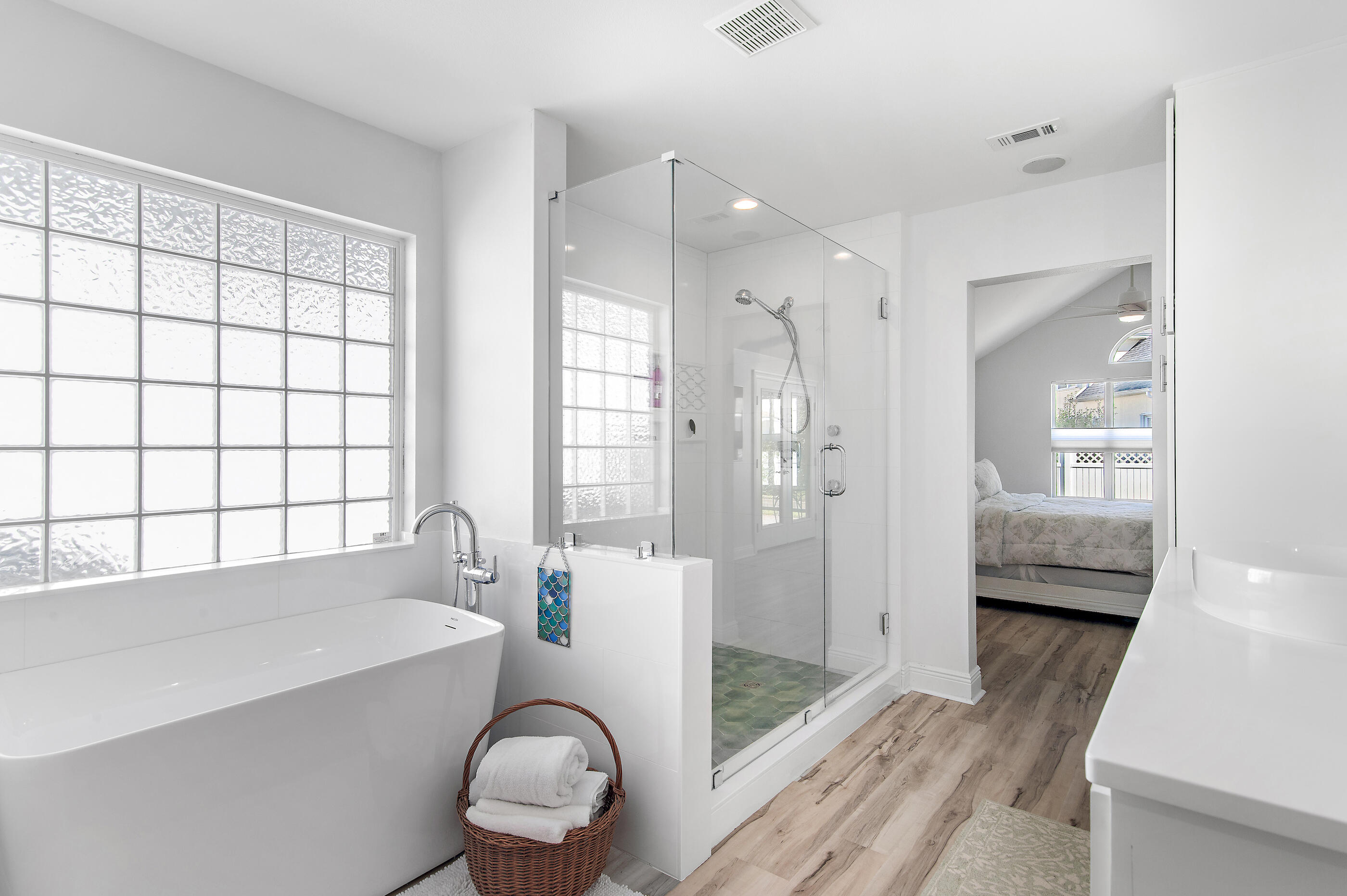 Emerald Lakes - Residential