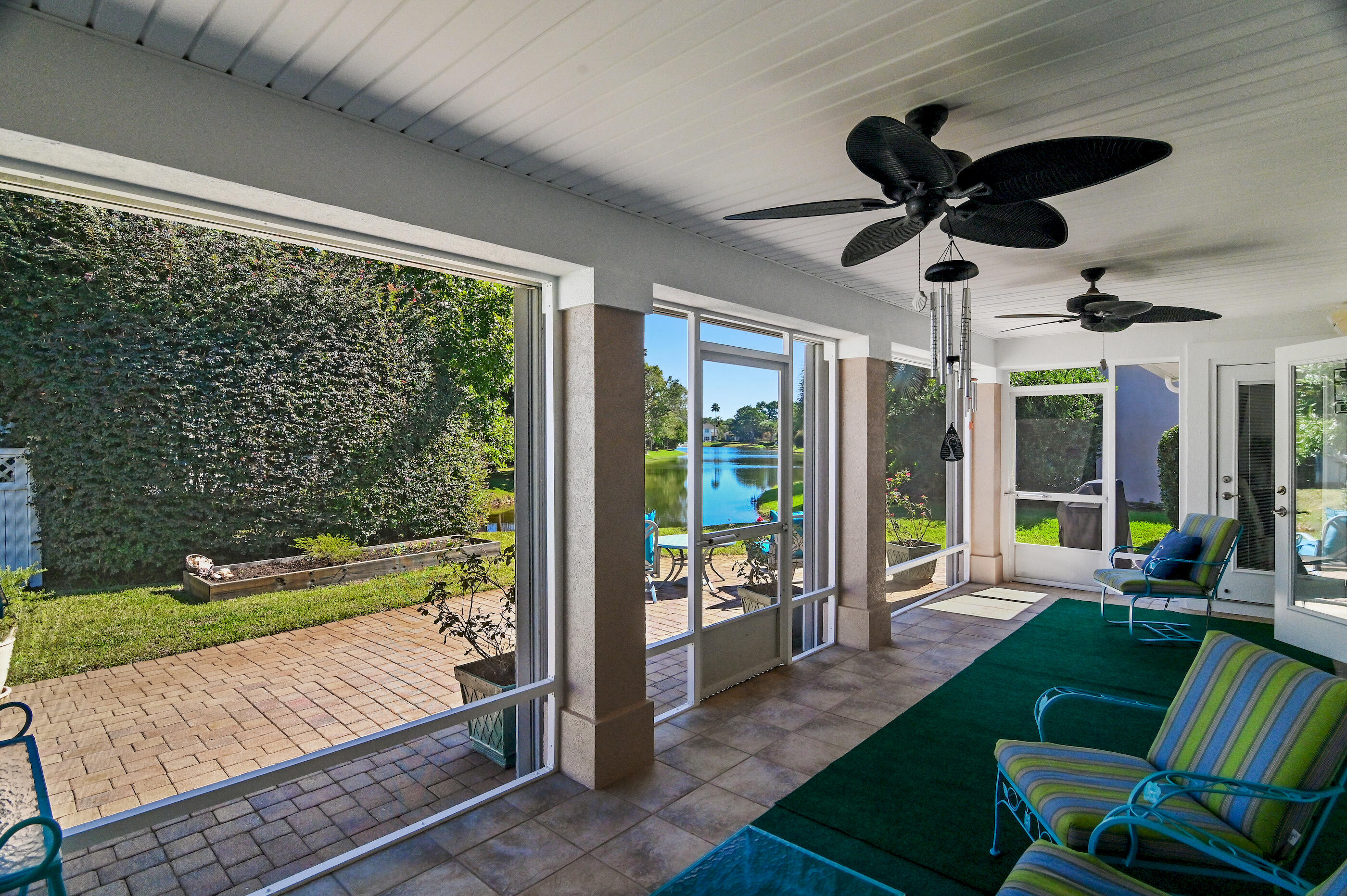 Emerald Lakes - Residential