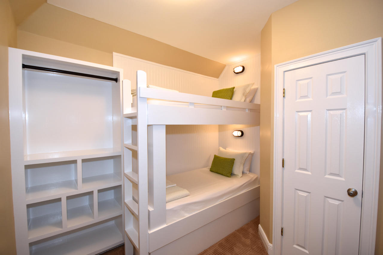 GRAYTON BEACH - Residential