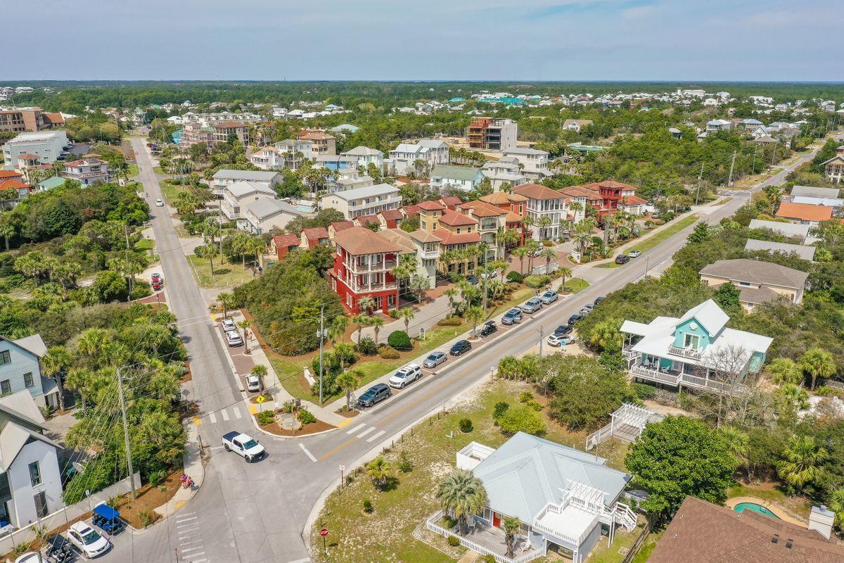 BLUE MOUNTAIN BEACH - Residential