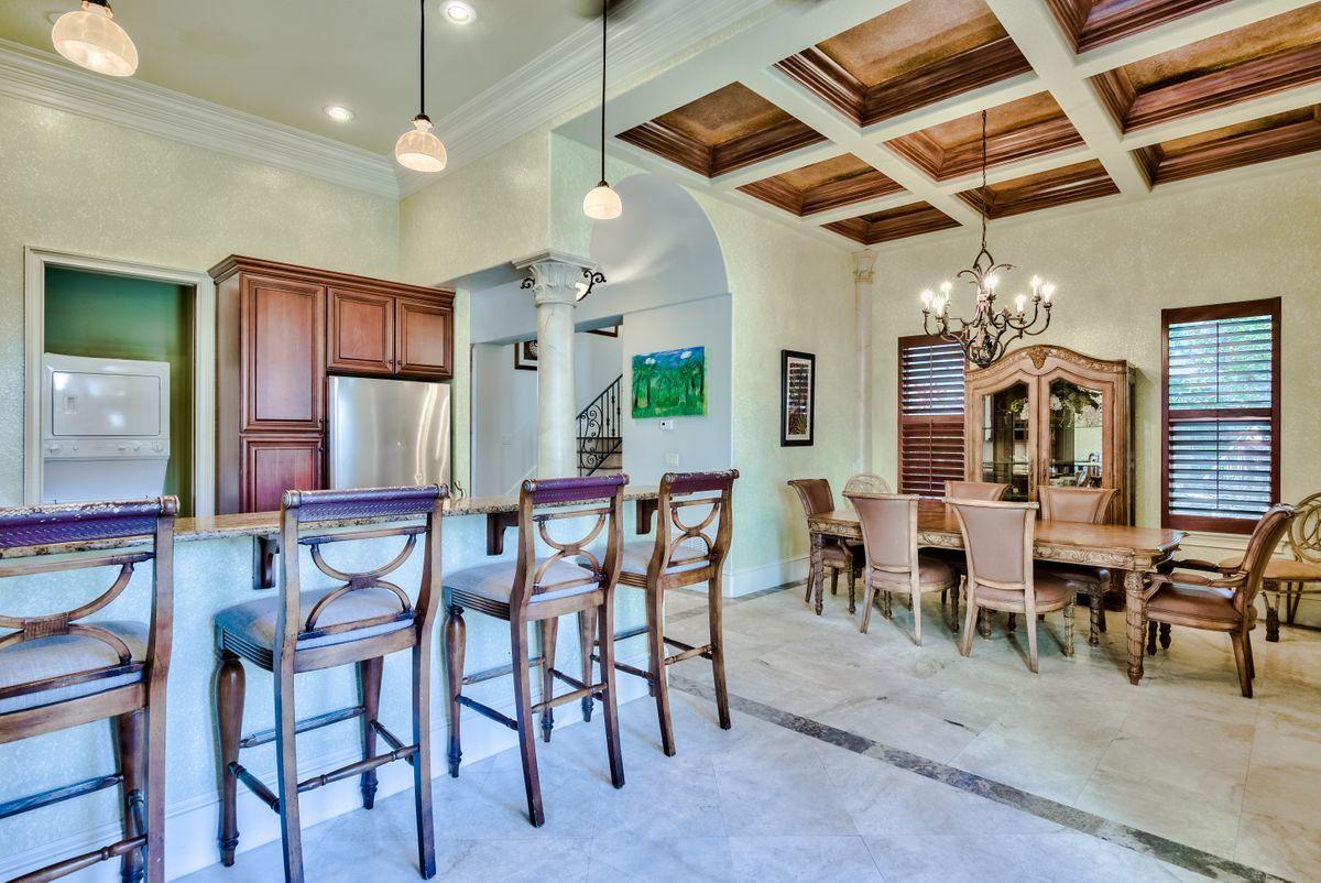 BLUE MOUNTAIN BEACH - Residential