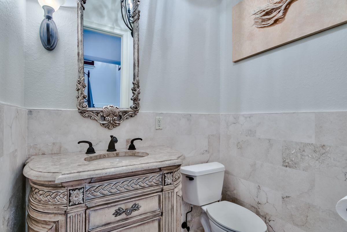 BLUE MOUNTAIN BEACH - Residential